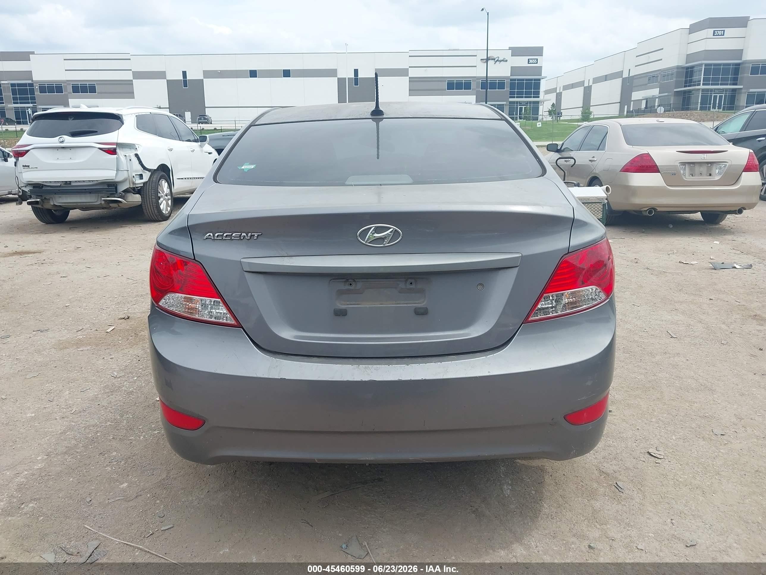 2014 Hyundai Accent Gls Gray vin: KMHCT4AE1EU636931