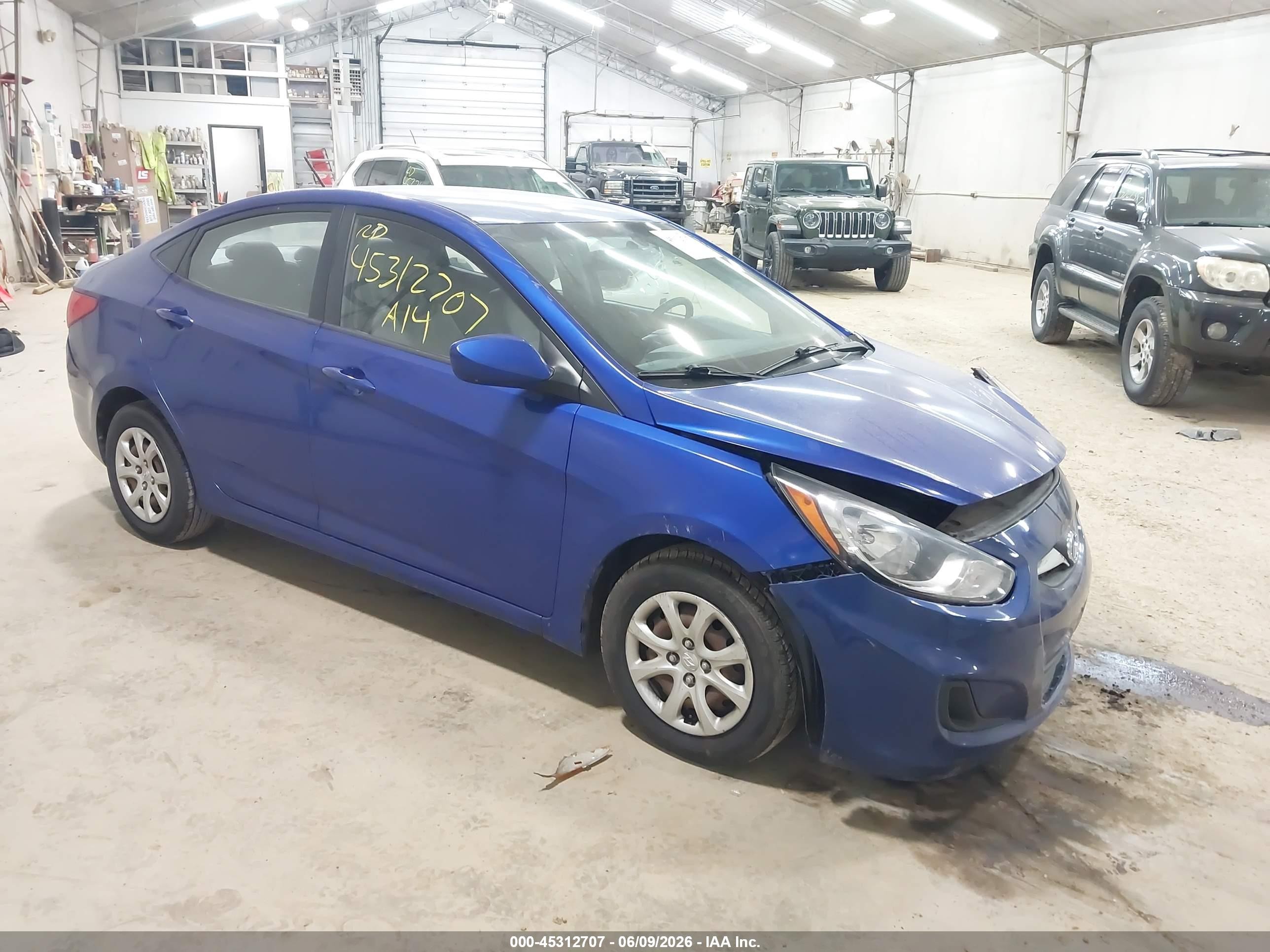 2014 Hyundai Accent Gls Blue vin: KMHCT4AE1EU682761