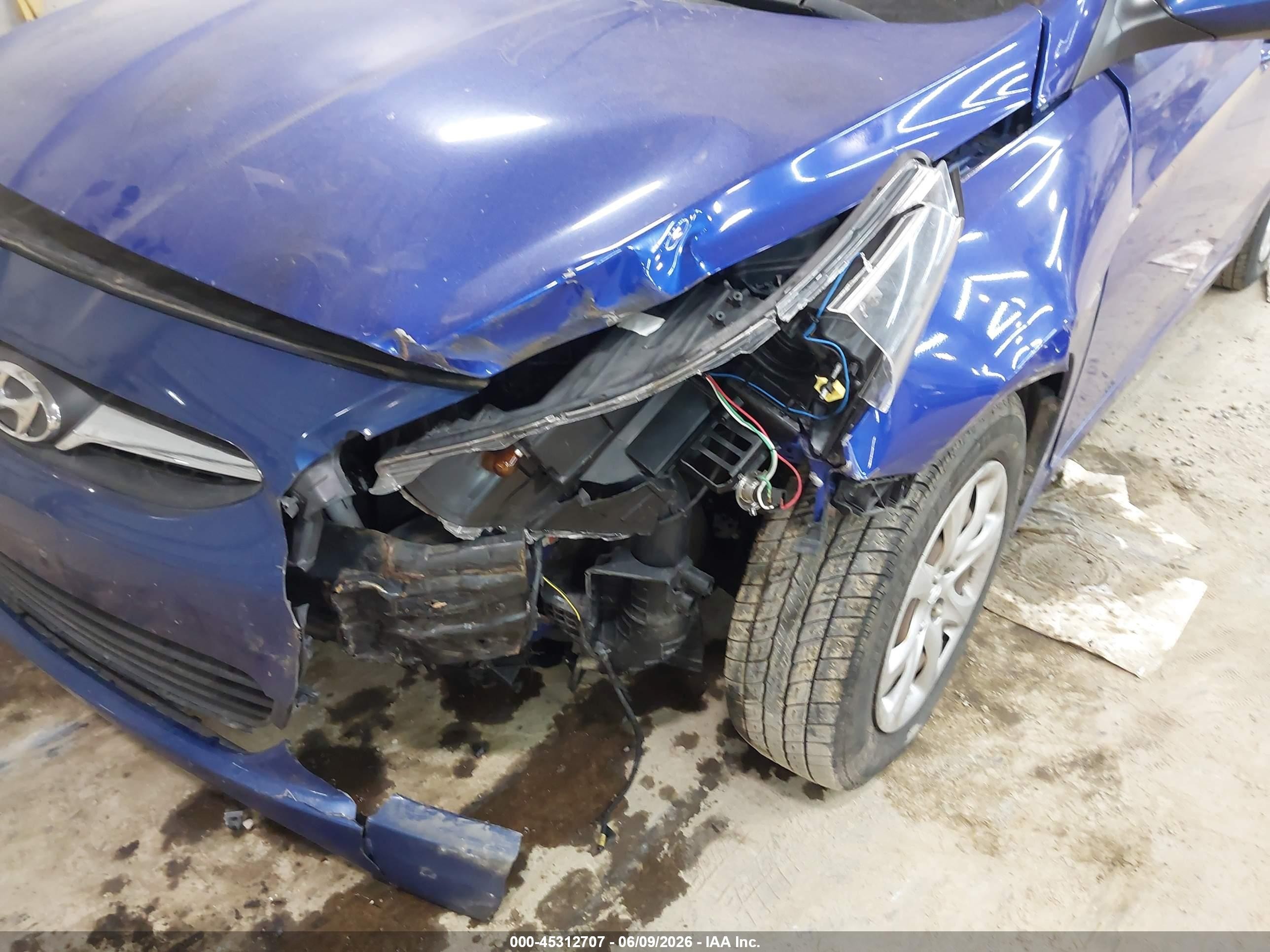2014 Hyundai Accent Gls Blue vin: KMHCT4AE1EU682761