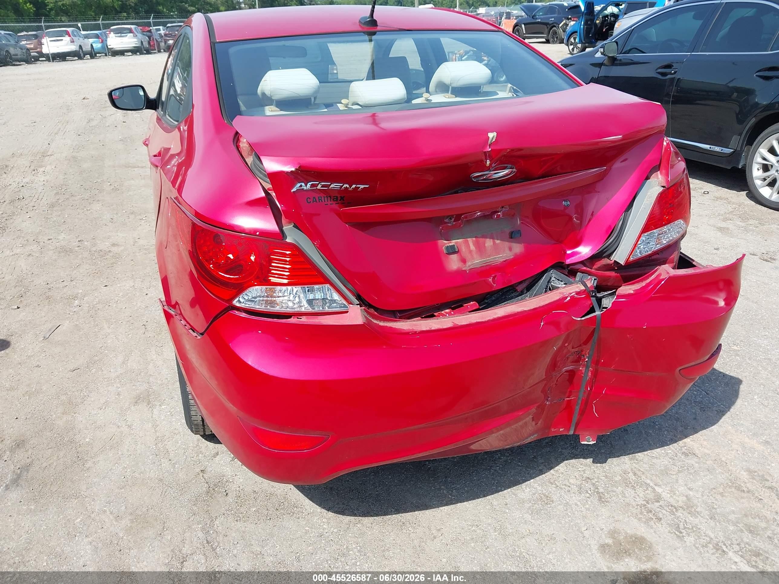 2014 Hyundai Accent Gls Red vin: KMHCT4AE1EU755806