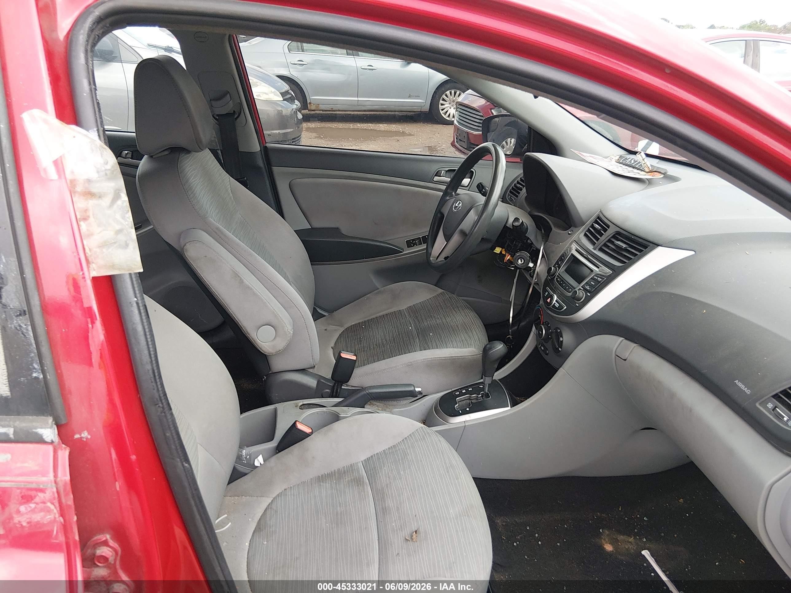 2015 Hyundai Accent Gls Red vin: KMHCT4AE1FU831039