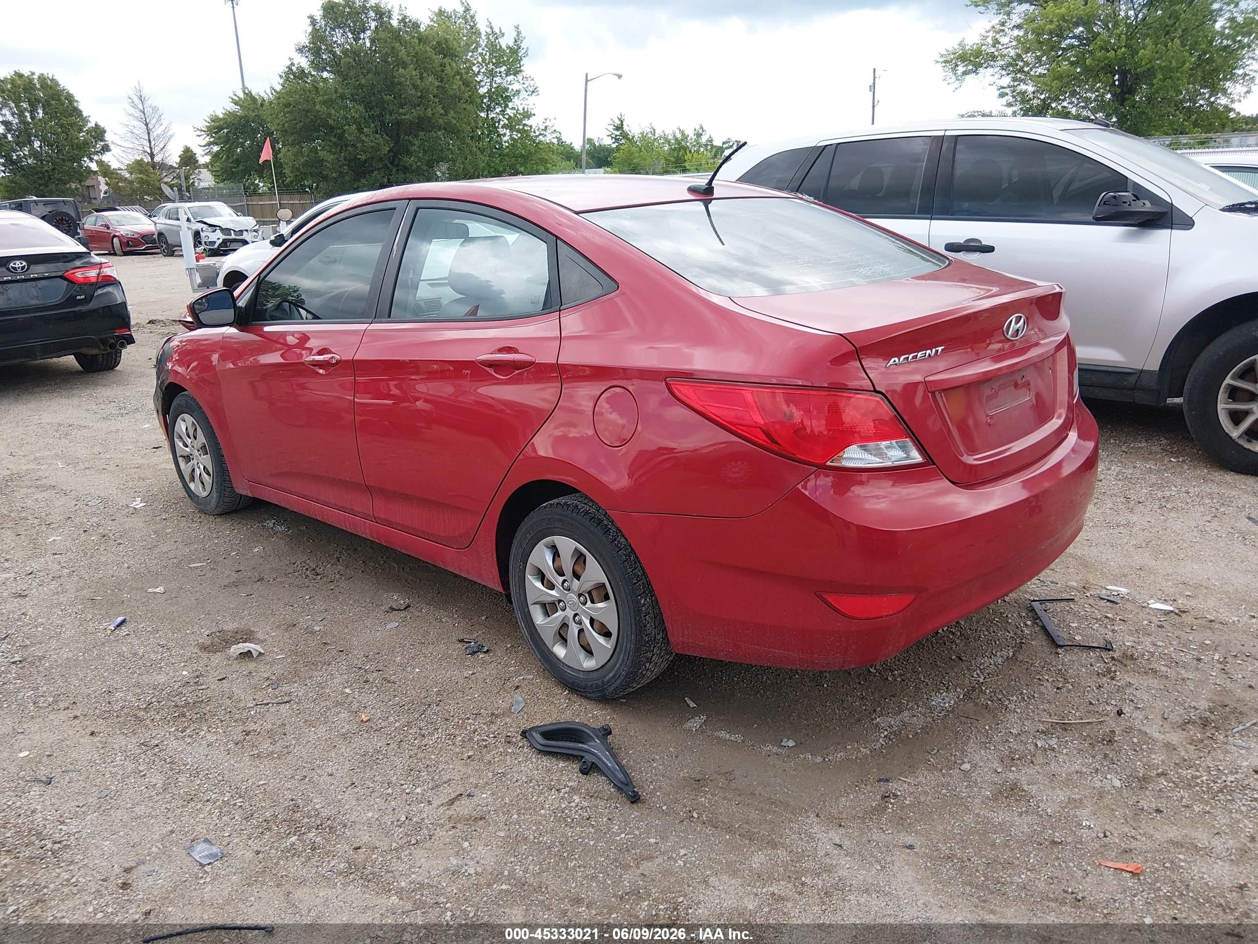 2015 Hyundai Accent Gls Red vin: KMHCT4AE1FU831039