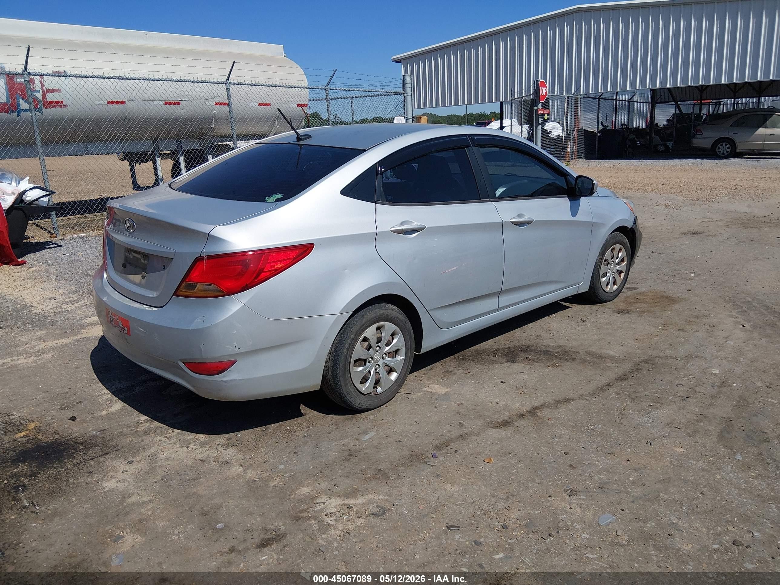 2015 Hyundai Accent Gls Silver vin: KMHCT4AE1FU838749
