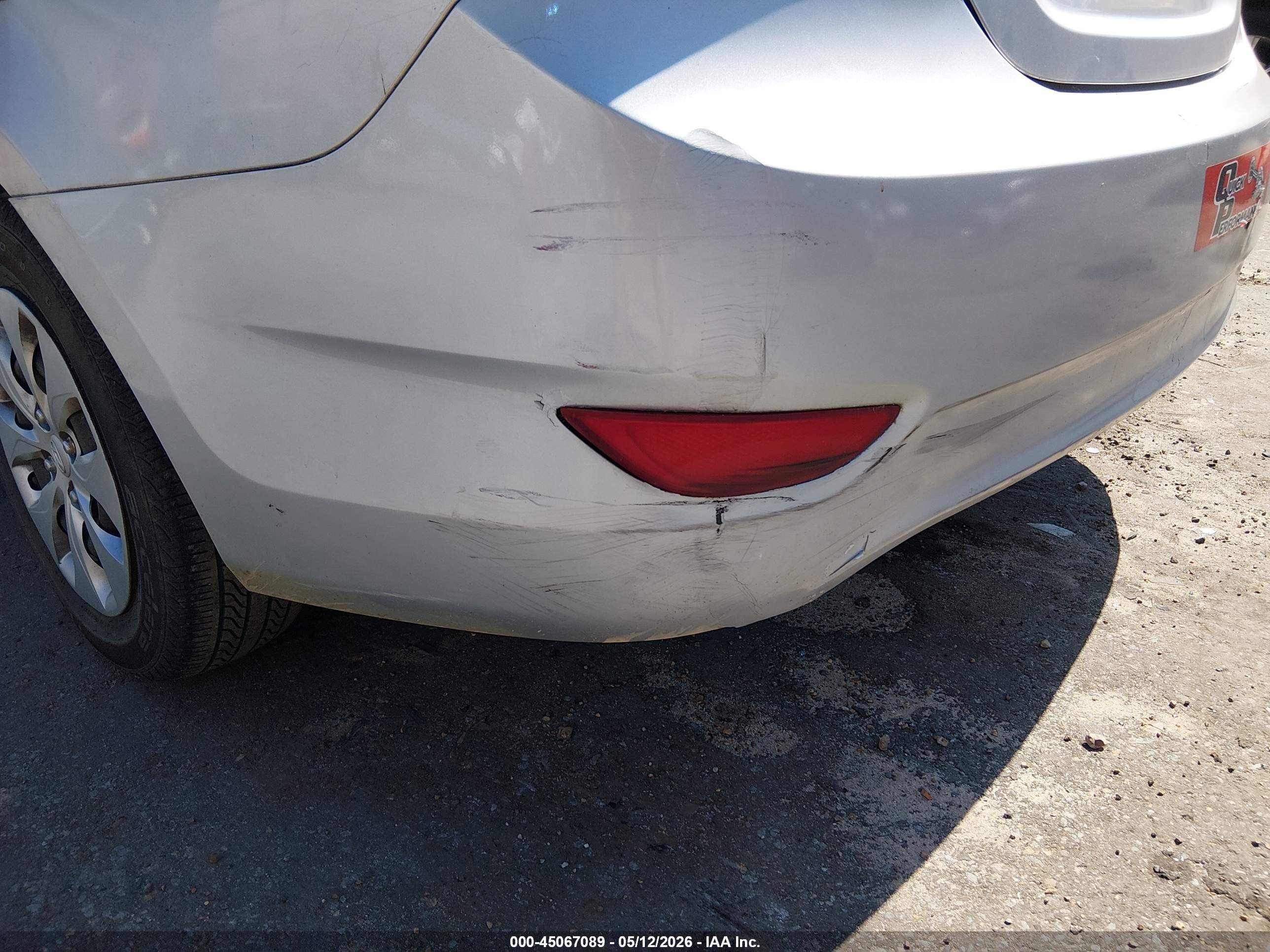 2015 Hyundai Accent Gls Silver vin: KMHCT4AE1FU838749