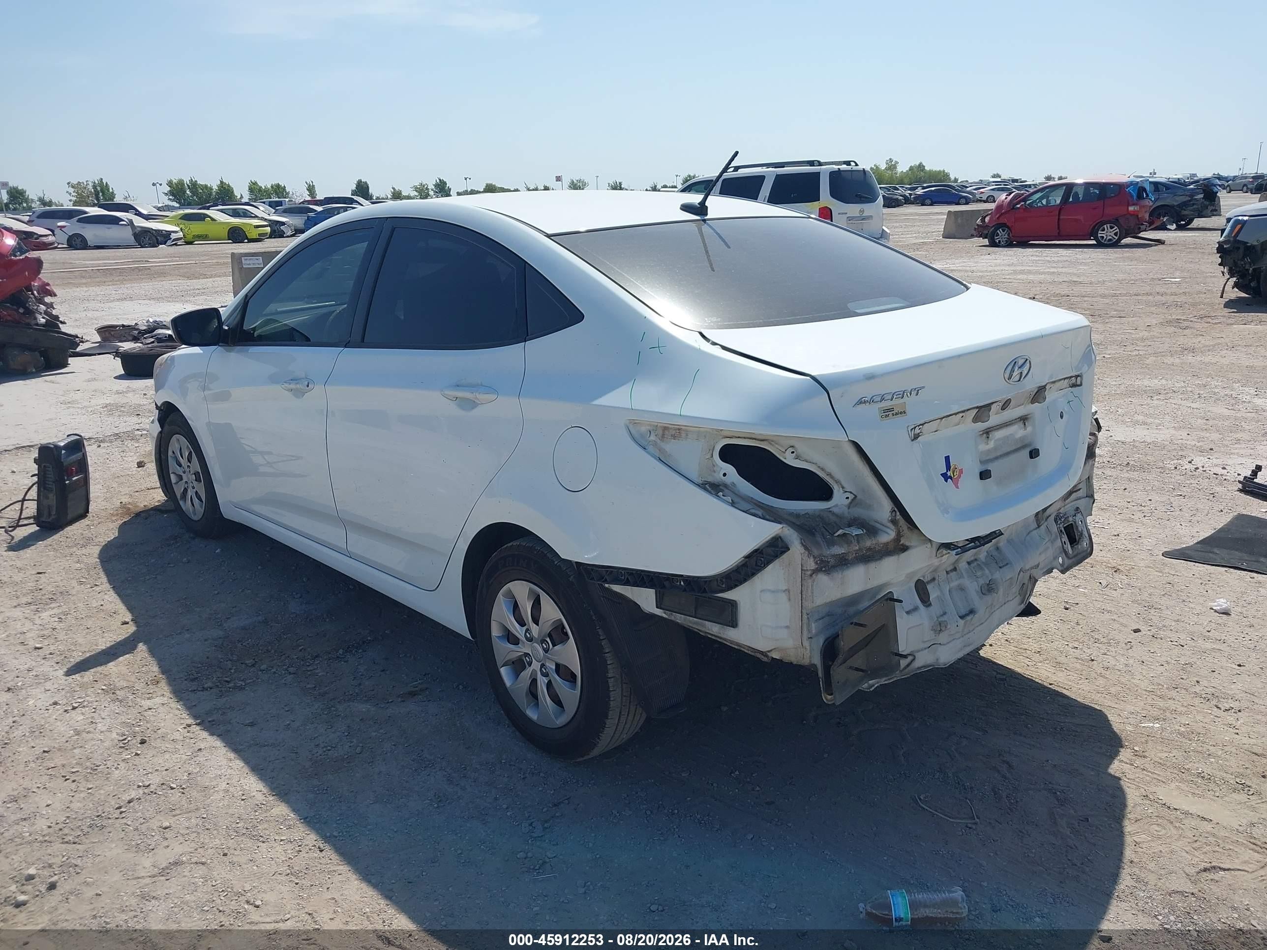 2015 Hyundai Accent Gls White vin: KMHCT4AE1FU855258