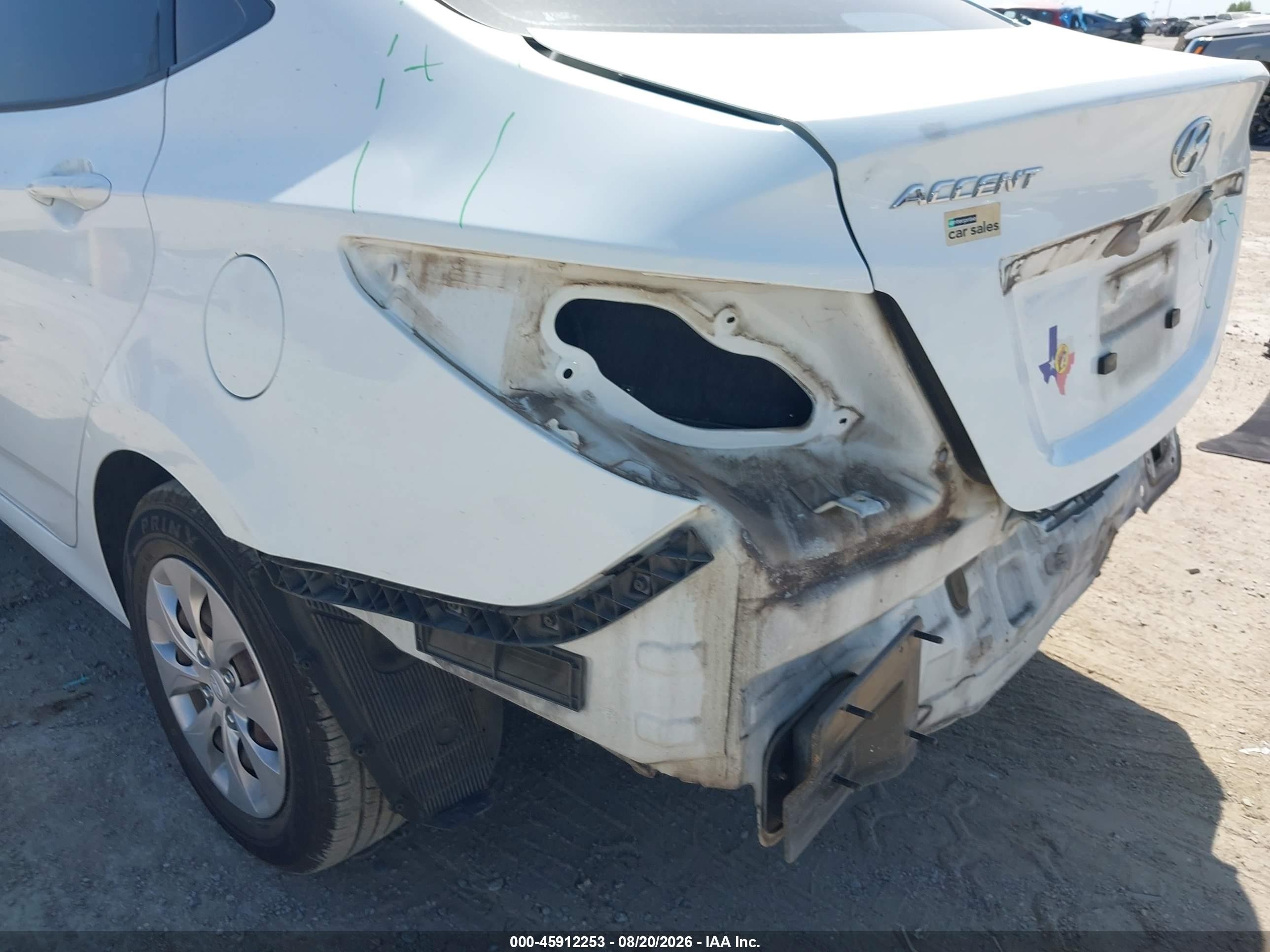 2015 Hyundai Accent Gls White vin: KMHCT4AE1FU855258