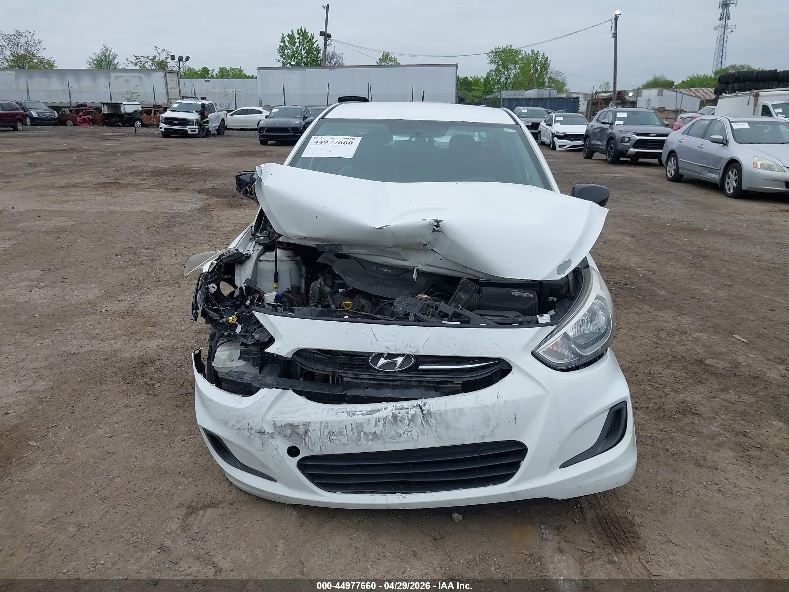 2015 Hyundai Accent Gls White vin: KMHCT4AE1FU860041