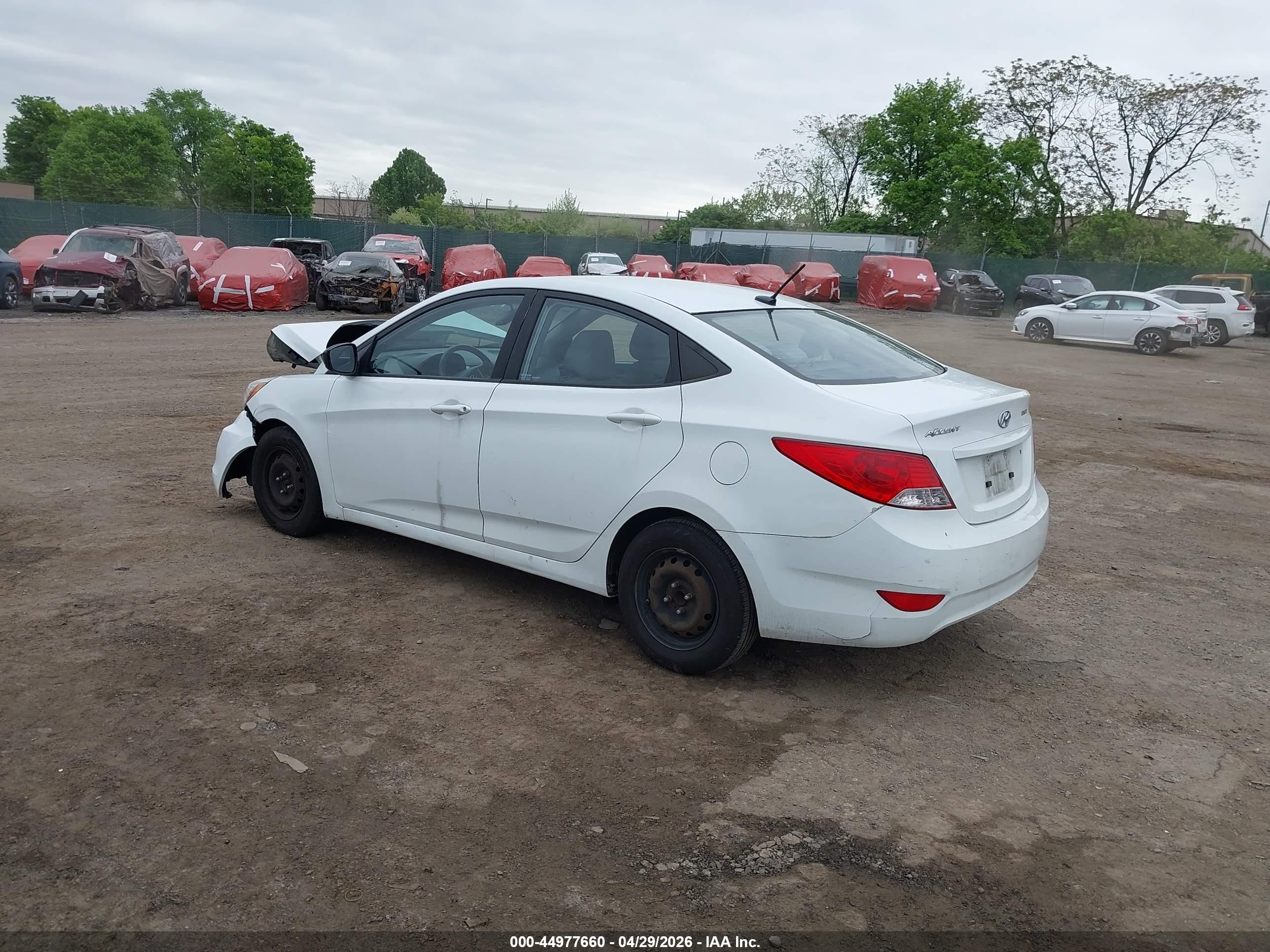 2015 Hyundai Accent Gls White vin: KMHCT4AE1FU860041