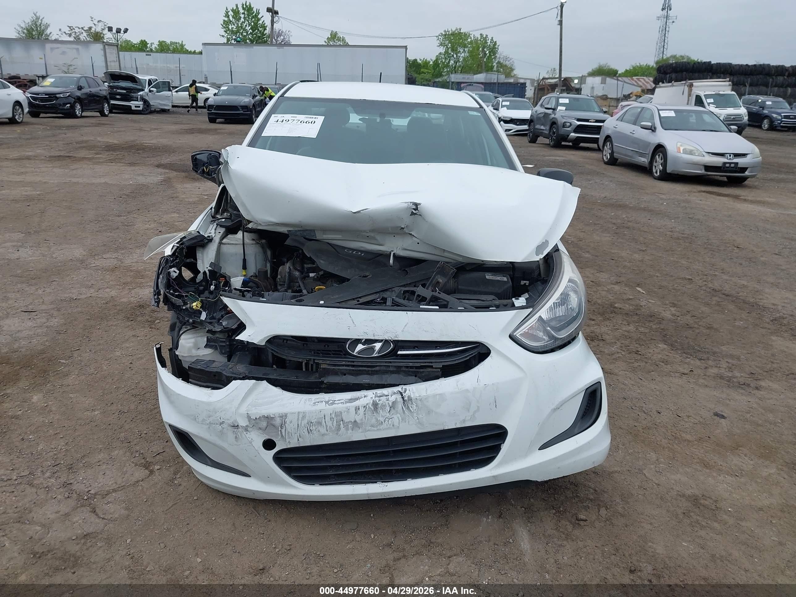 2015 Hyundai Accent Gls White vin: KMHCT4AE1FU860041