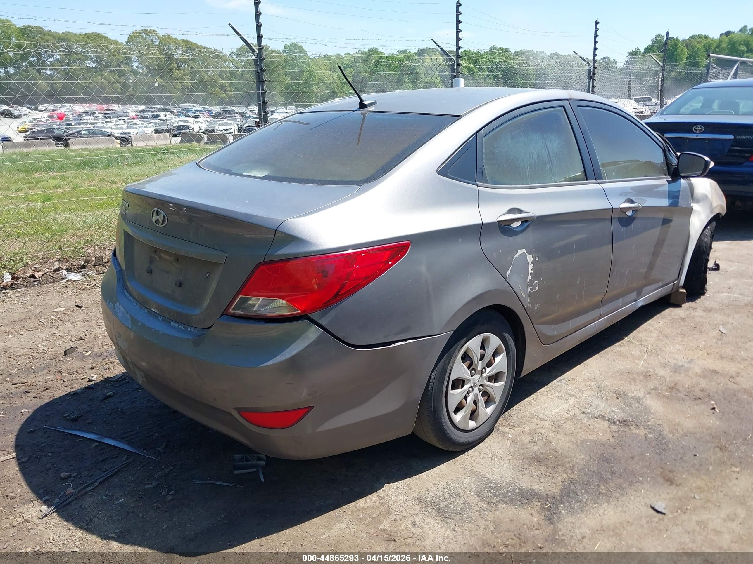 2015 Hyundai Accent Gls Gray vin: KMHCT4AE1FU861934