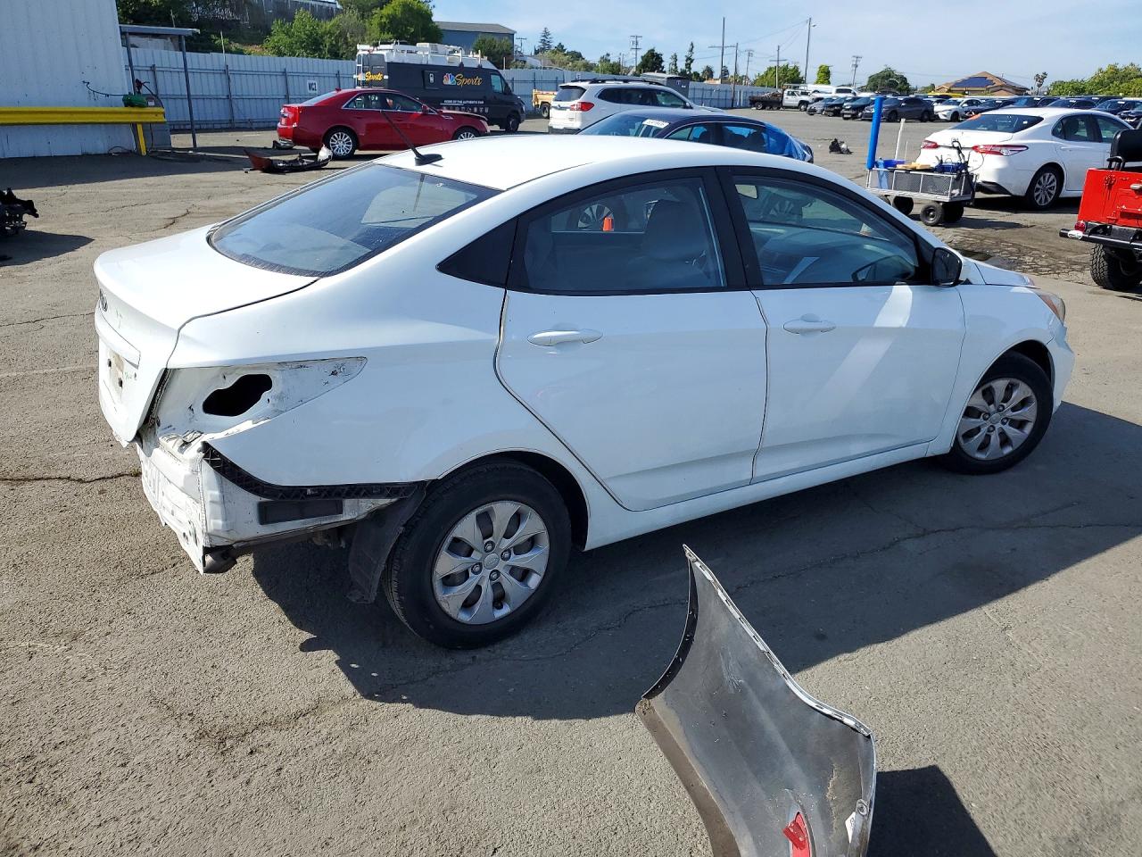 2015 Hyundai Accent Gls White vin: KMHCT4AE1FU871122