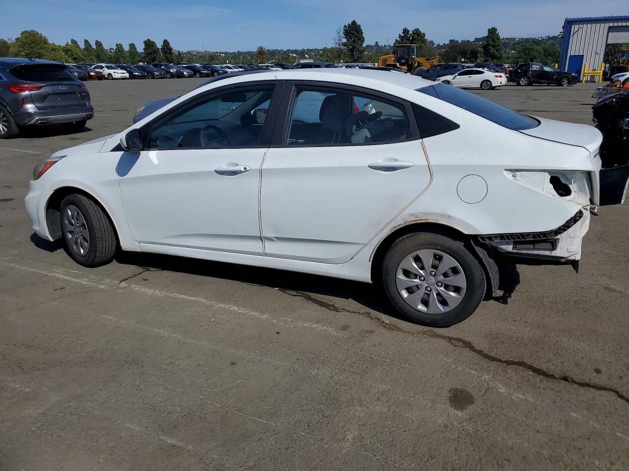 2015 Hyundai Accent Gls White vin: KMHCT4AE1FU871122