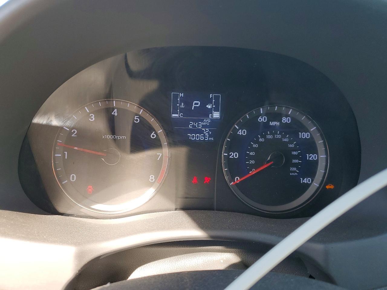 2015 Hyundai Accent Gls White vin: KMHCT4AE1FU871122