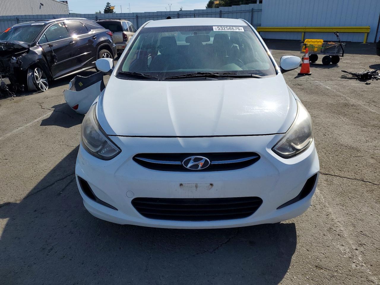 2015 Hyundai Accent Gls White vin: KMHCT4AE1FU871122