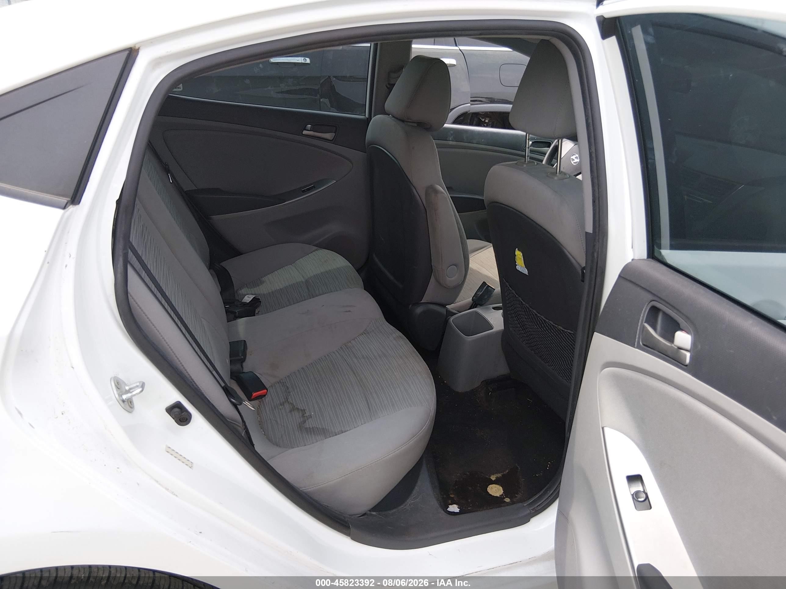 2015 Hyundai Accent Gls White vin: KMHCT4AE1FU899275