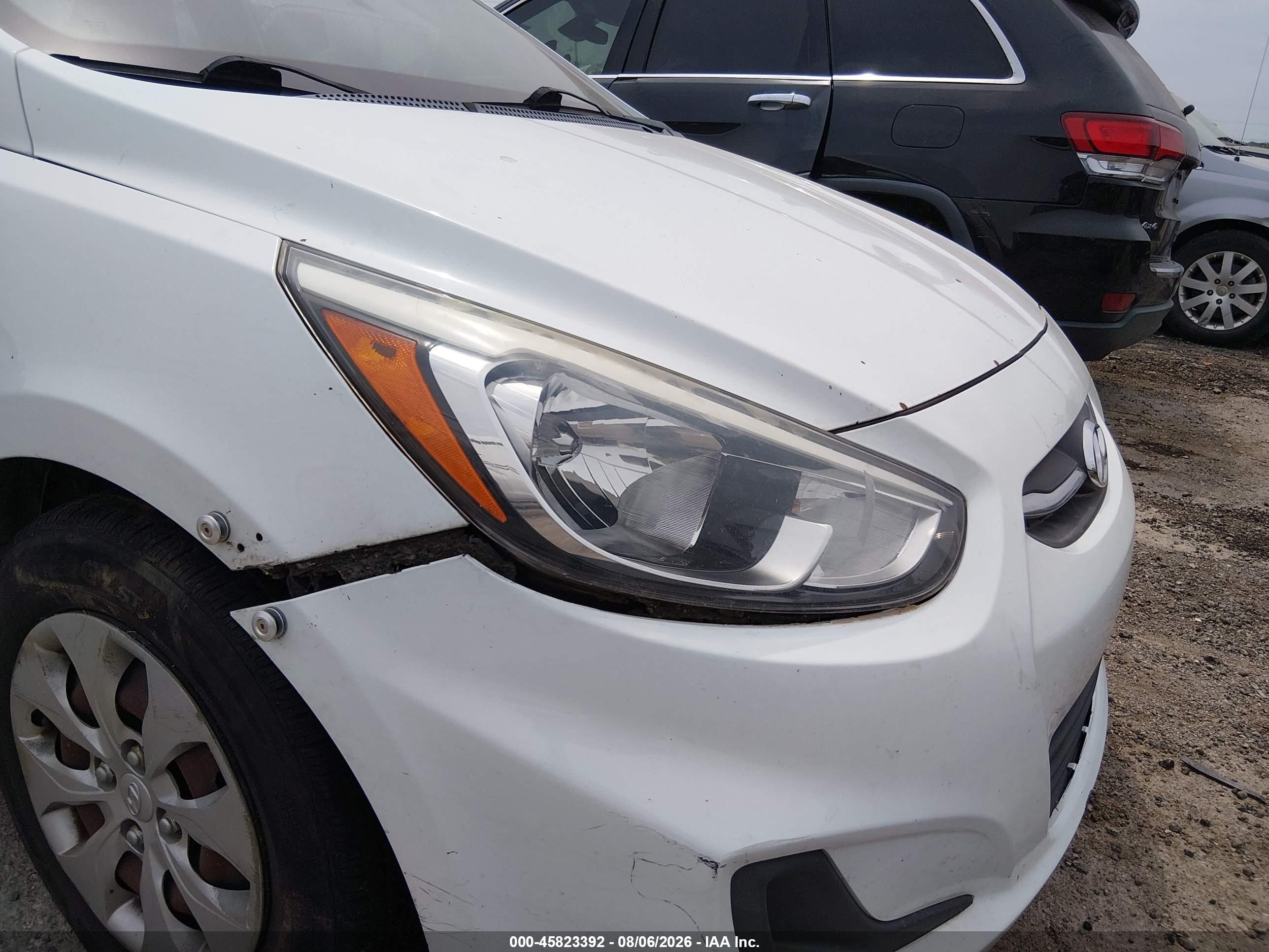 2015 Hyundai Accent Gls White vin: KMHCT4AE1FU899275