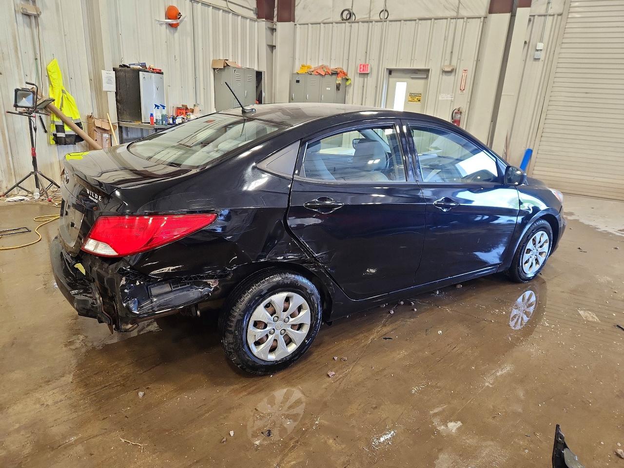 2017 Hyundai Accent Se Черный vin: KMHCT4AE1HU189229