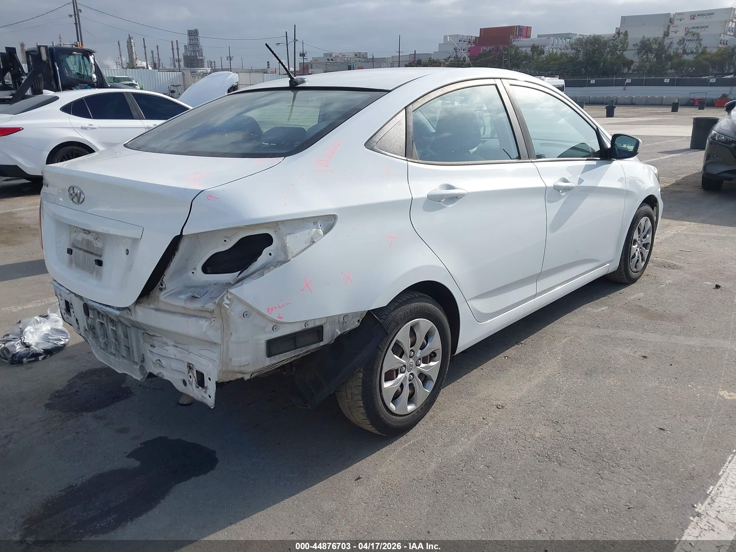 2017 Hyundai Accent Se White vin: KMHCT4AE1HU339887