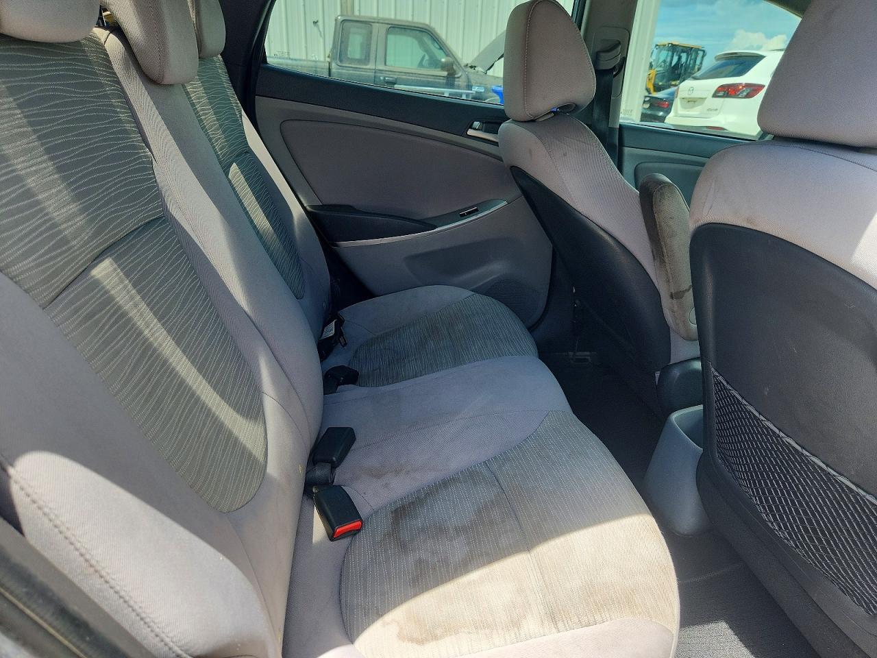 2017 Hyundai Accent Se Серебряный vin: KMHCT4AE1HU351215