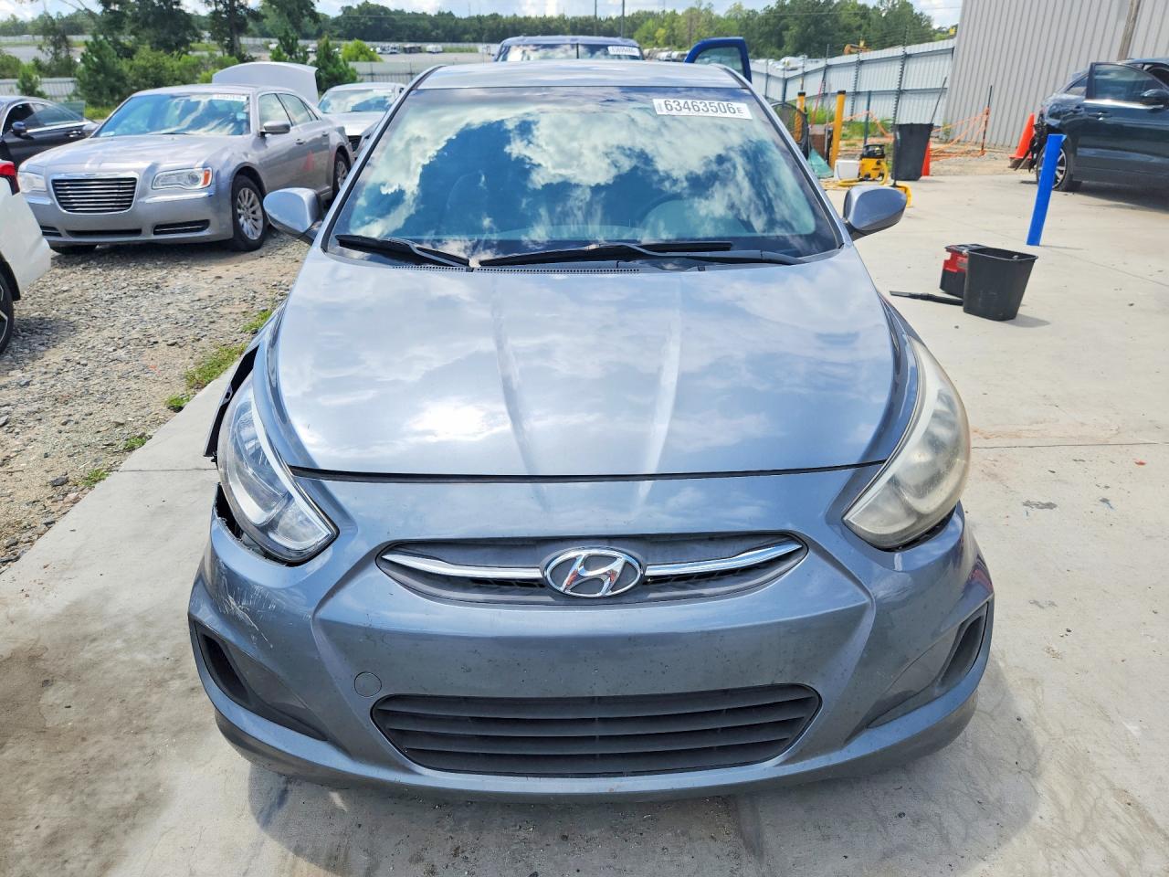 2017 Hyundai Accent Se Серебряный vin: KMHCT4AE1HU351215