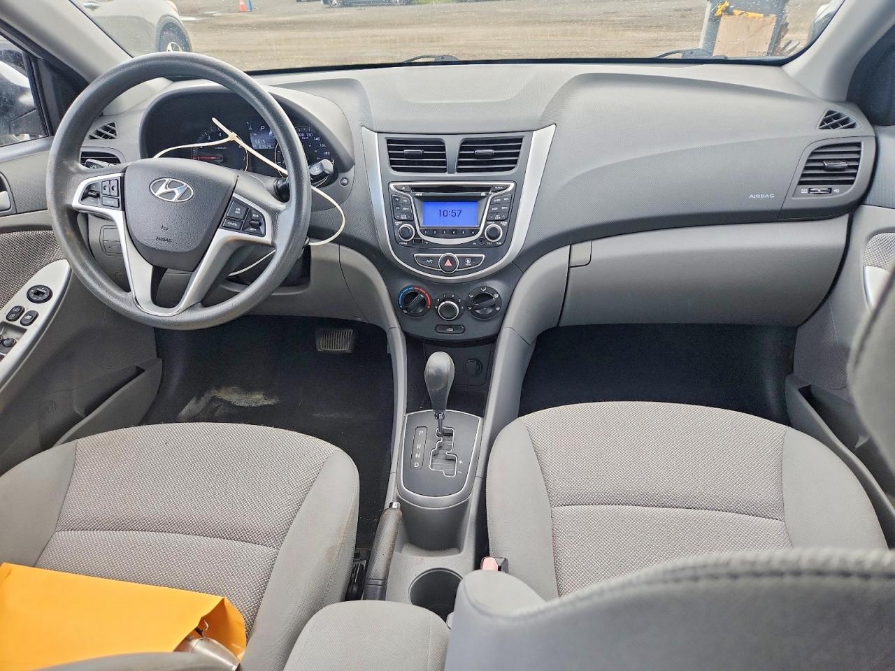 2012 Hyundai Accent Gls Серый vin: KMHCT4AE2CU047576