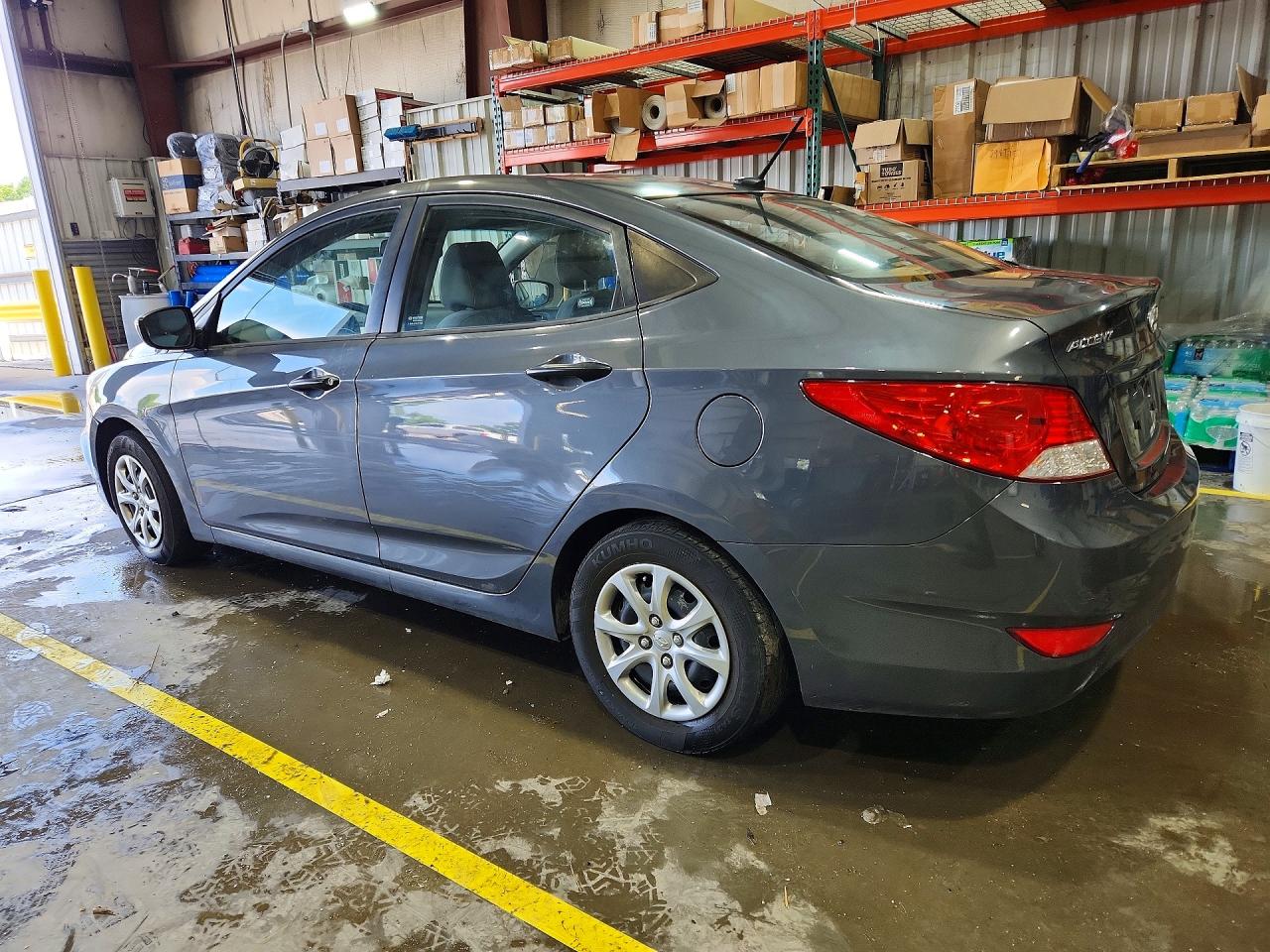 2012 Hyundai Accent Gls Gray vin: KMHCT4AE2CU090282