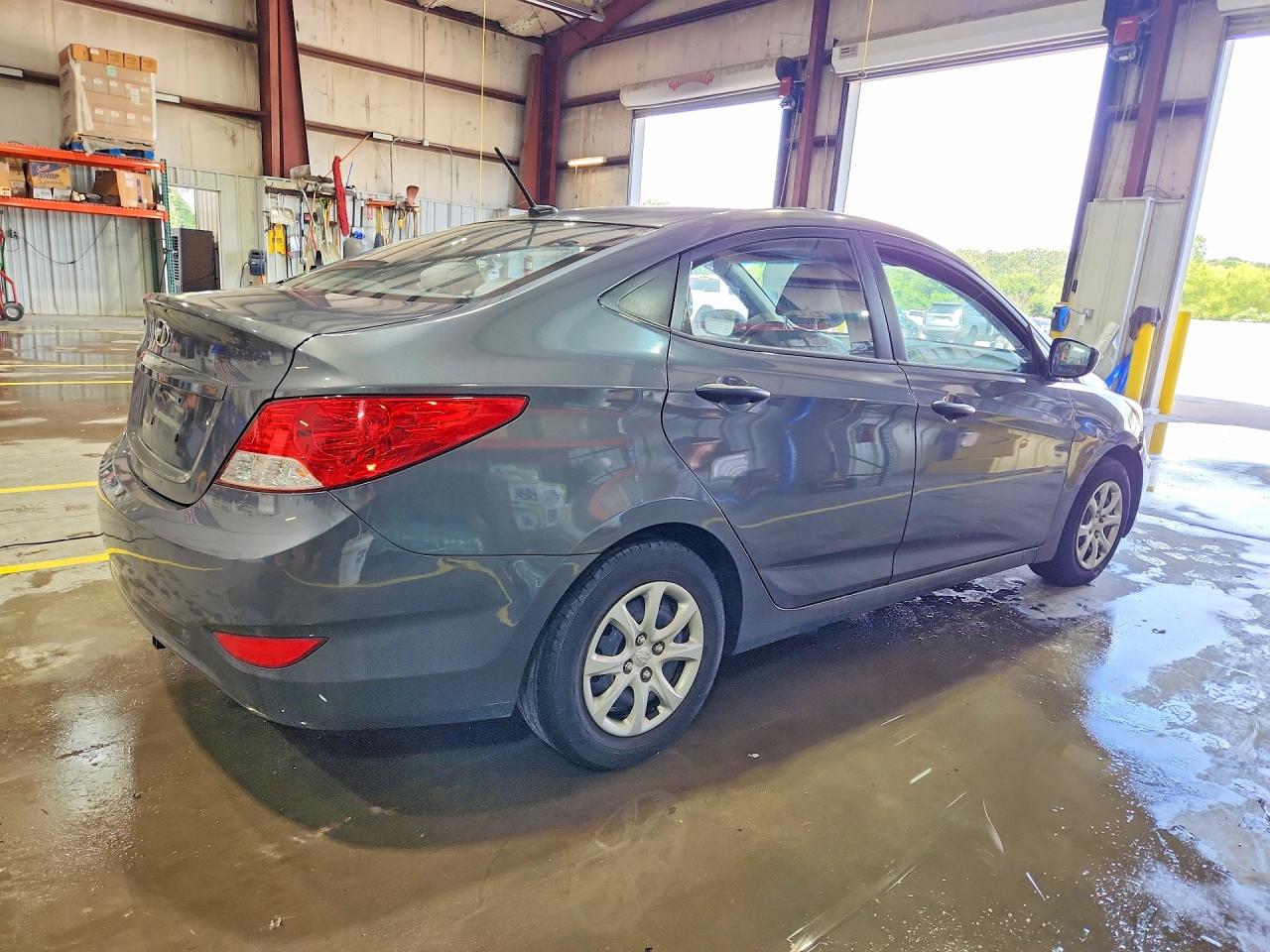 2012 Hyundai Accent Gls Gray vin: KMHCT4AE2CU090282