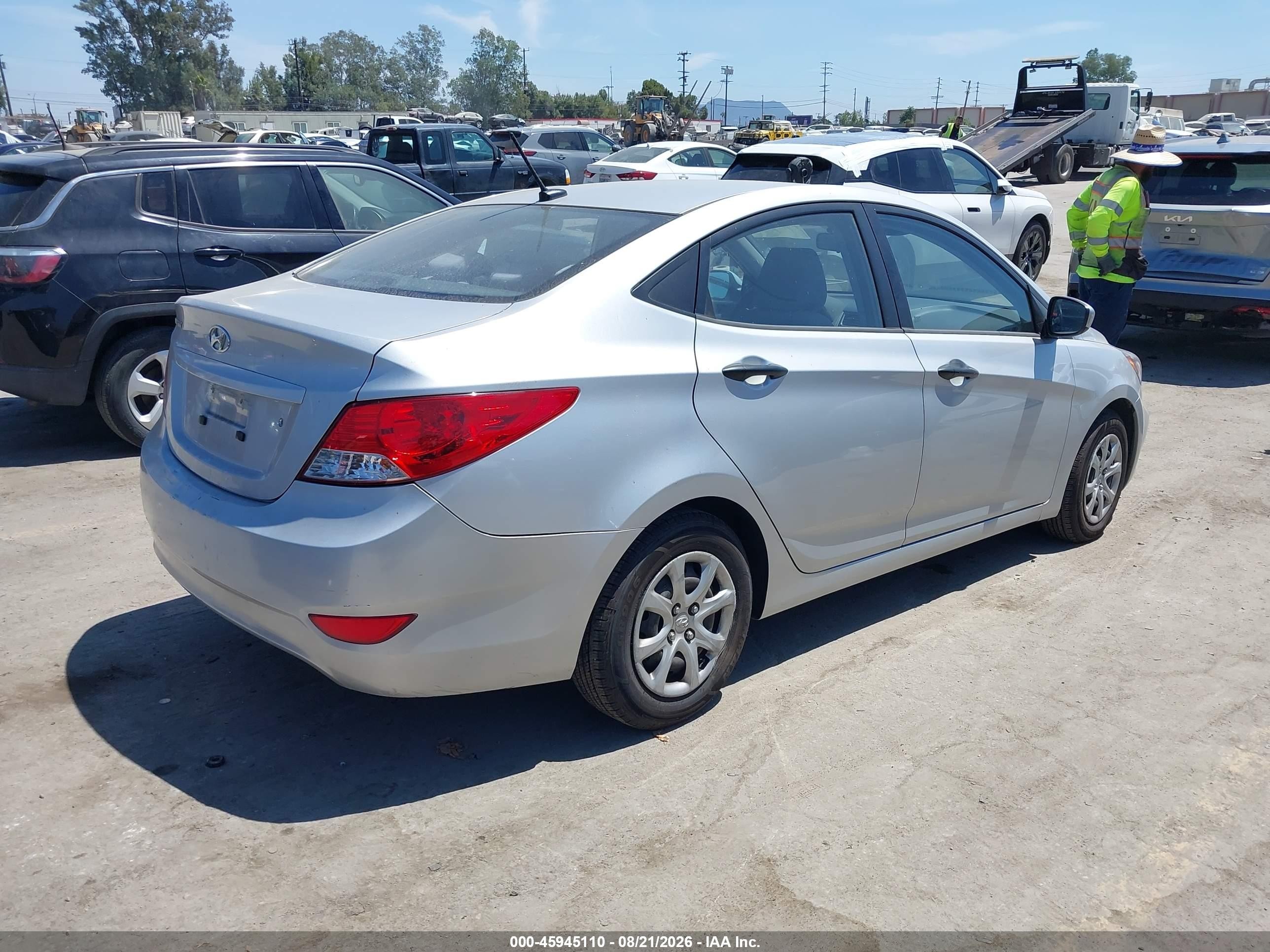 2012 Hyundai Accent Gls Серебряный vin: KMHCT4AE2CU091416