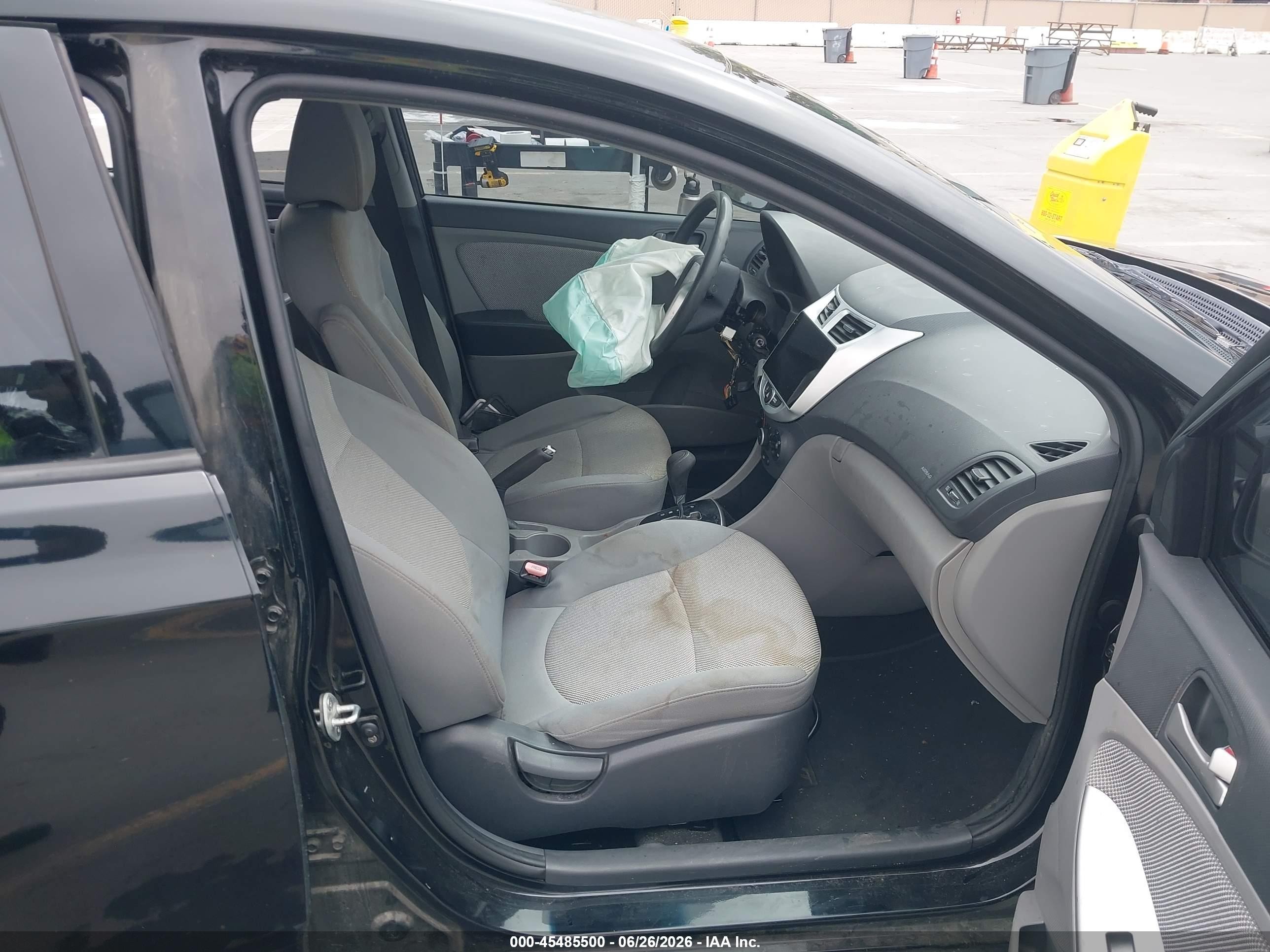 2012 Hyundai Accent Gls Black vin: KMHCT4AE2CU142476