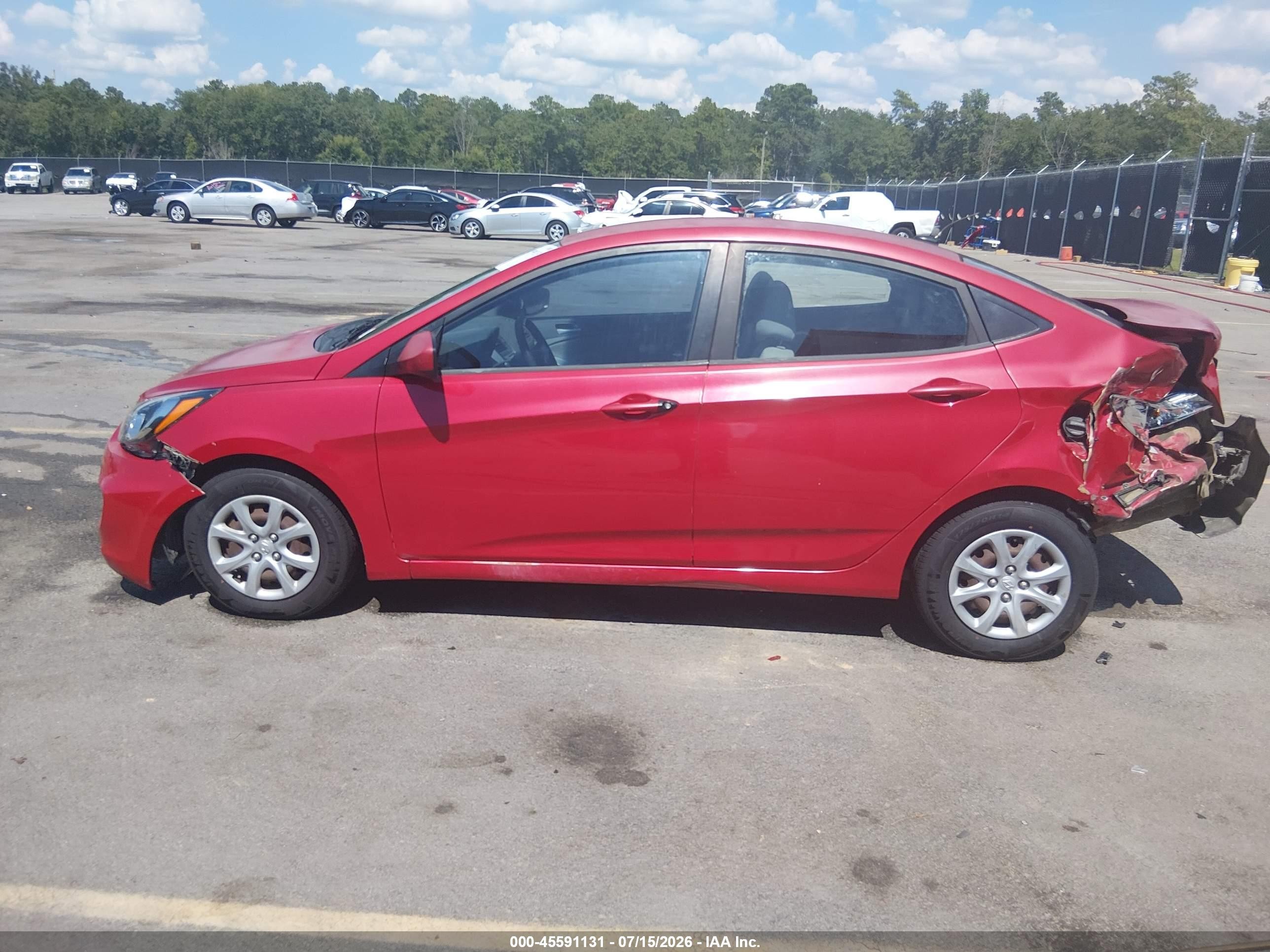 2012 Hyundai Accent Gls Red vin: KMHCT4AE2CU164056