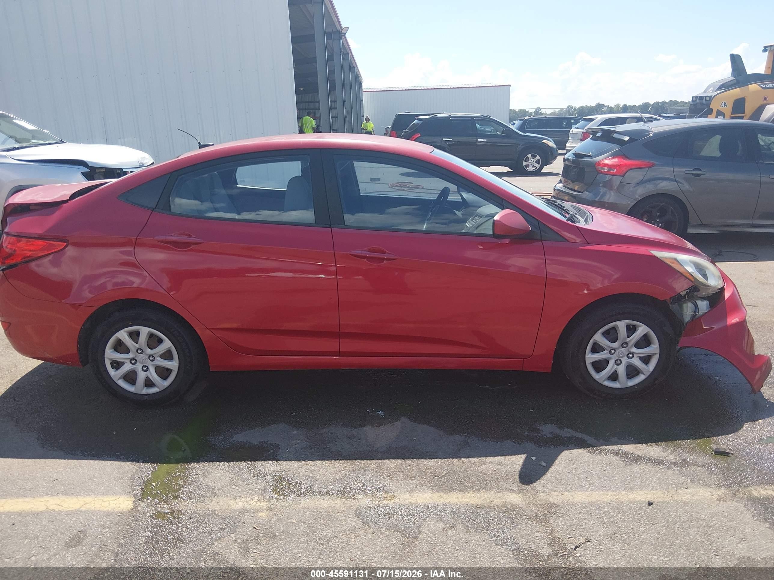 2012 Hyundai Accent Gls Red vin: KMHCT4AE2CU164056