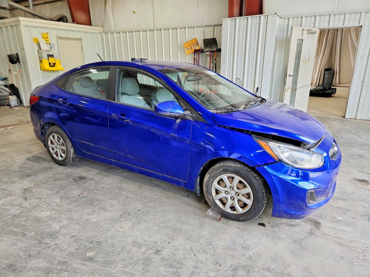 2012 Hyundai Accent Gls Blue vin: KMHCT4AE2CU202580