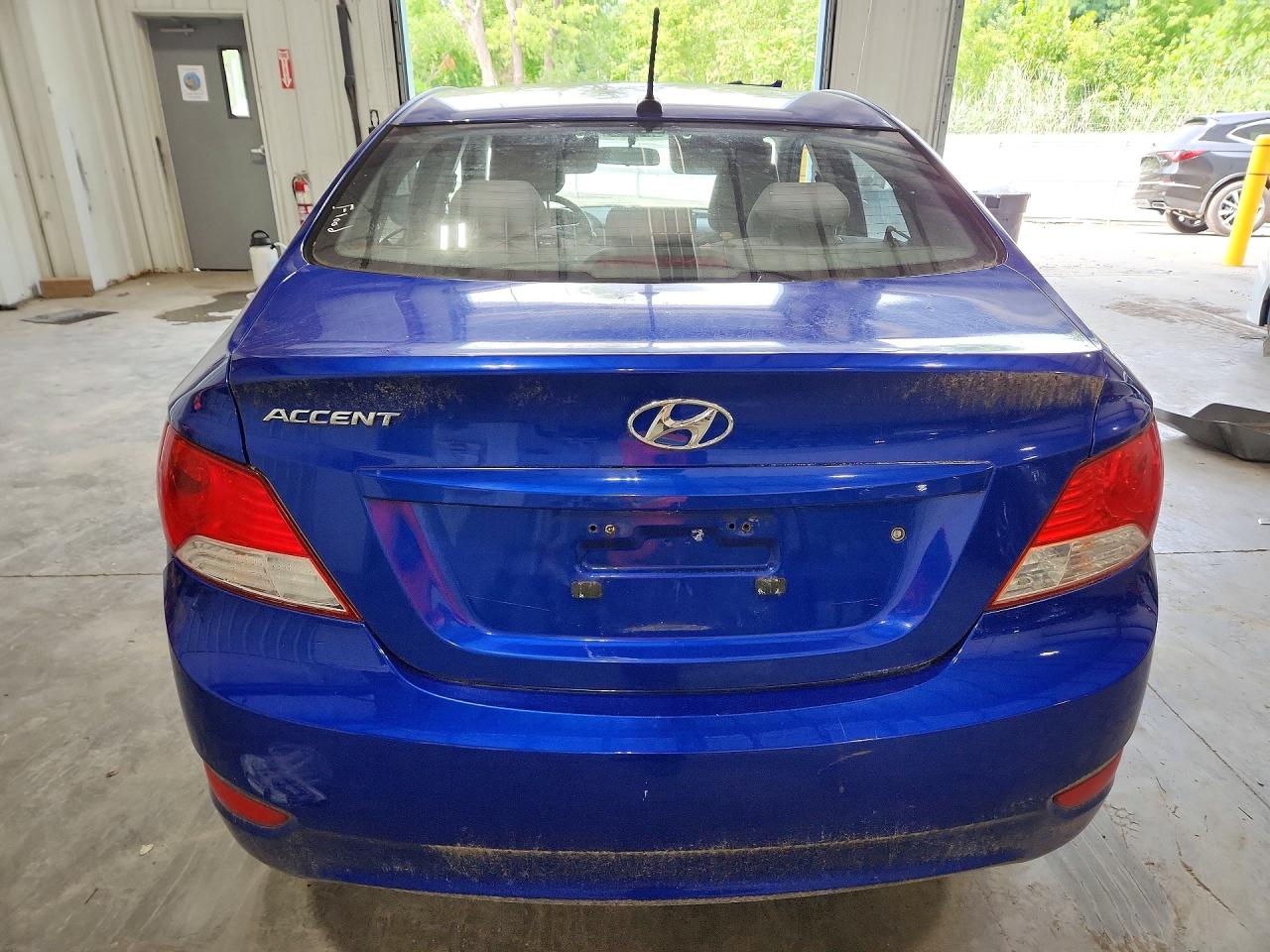 2012 Hyundai Accent Gls Blue vin: KMHCT4AE2CU202580