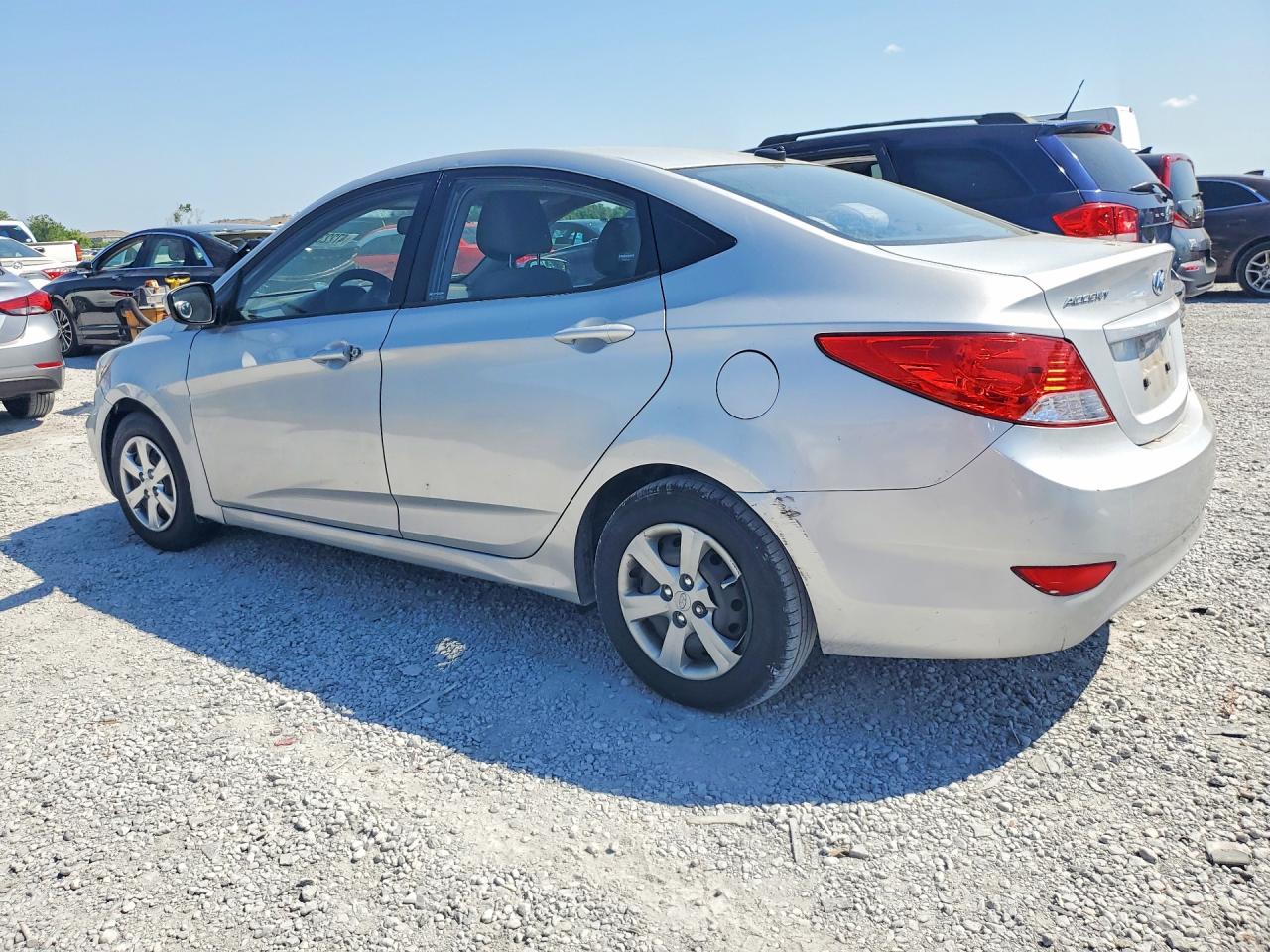 2013 Hyundai Accent Gls Gray vin: KMHCT4AE2DU394617