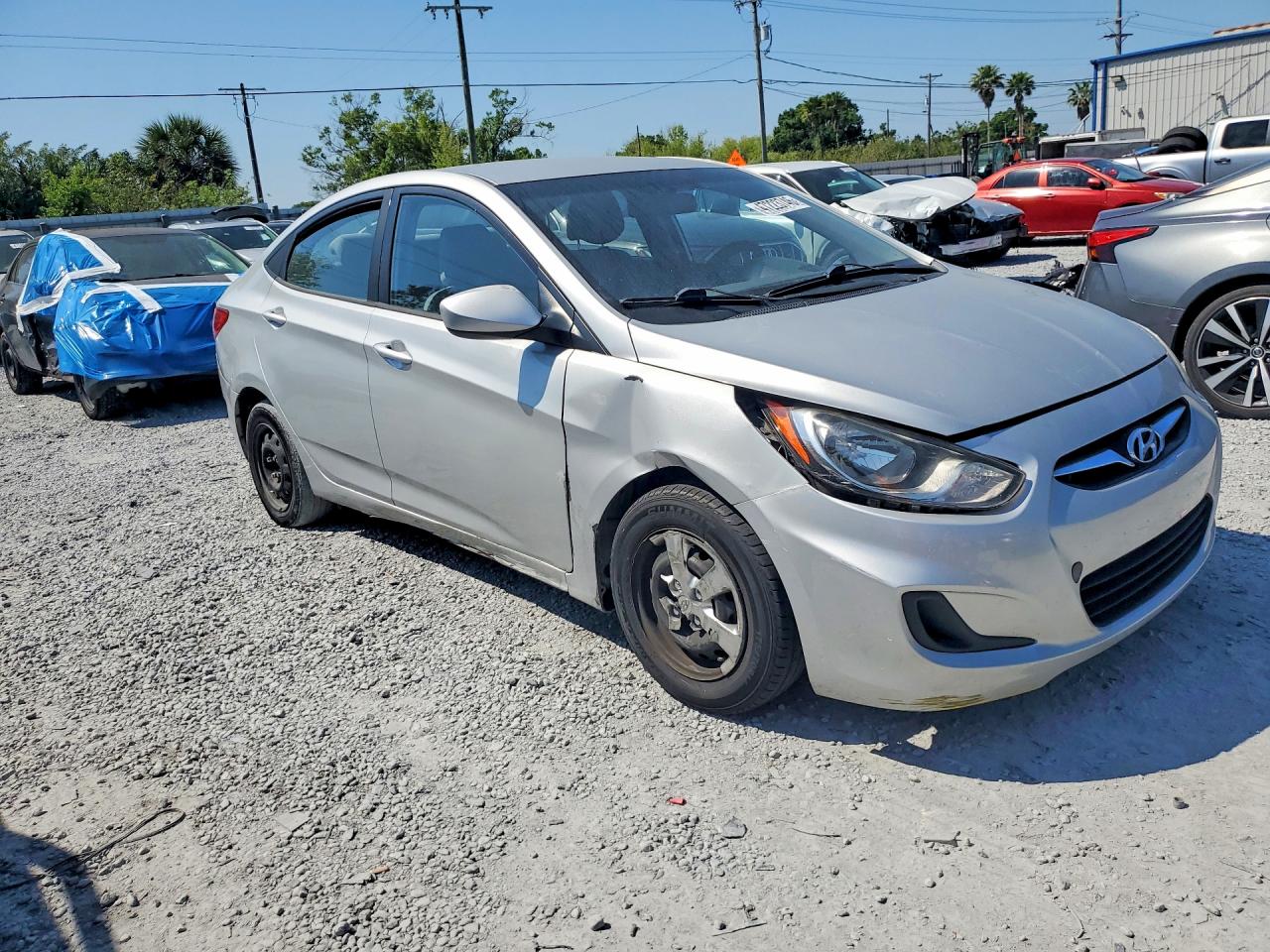 2013 Hyundai Accent Gls Gray vin: KMHCT4AE2DU394617