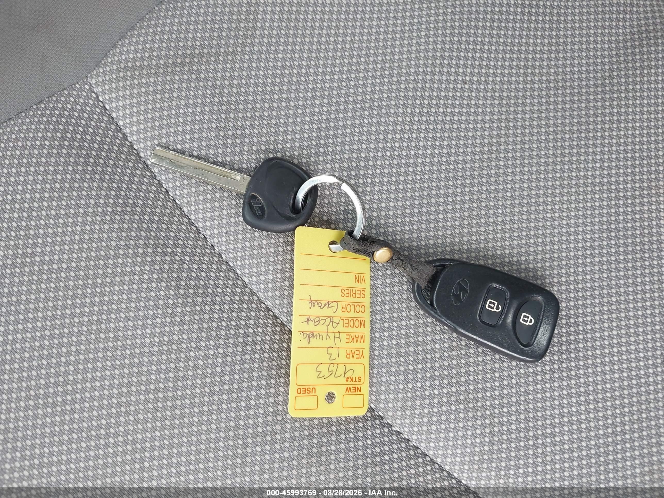 2013 Hyundai Accent Gls Черный vin: KMHCT4AE2DU409312