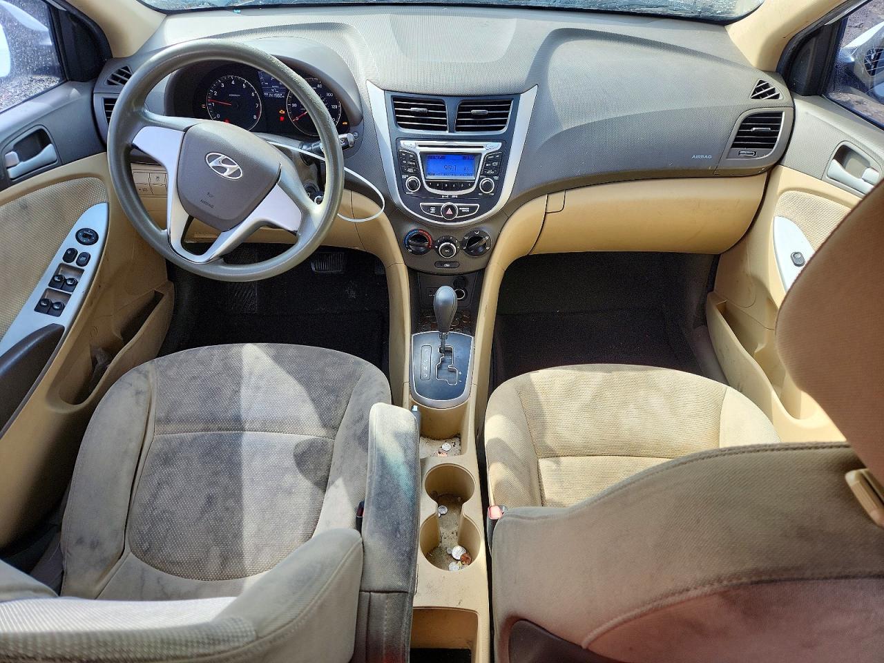 2013 Hyundai Accent Gls White vin: KMHCT4AE2DU411464