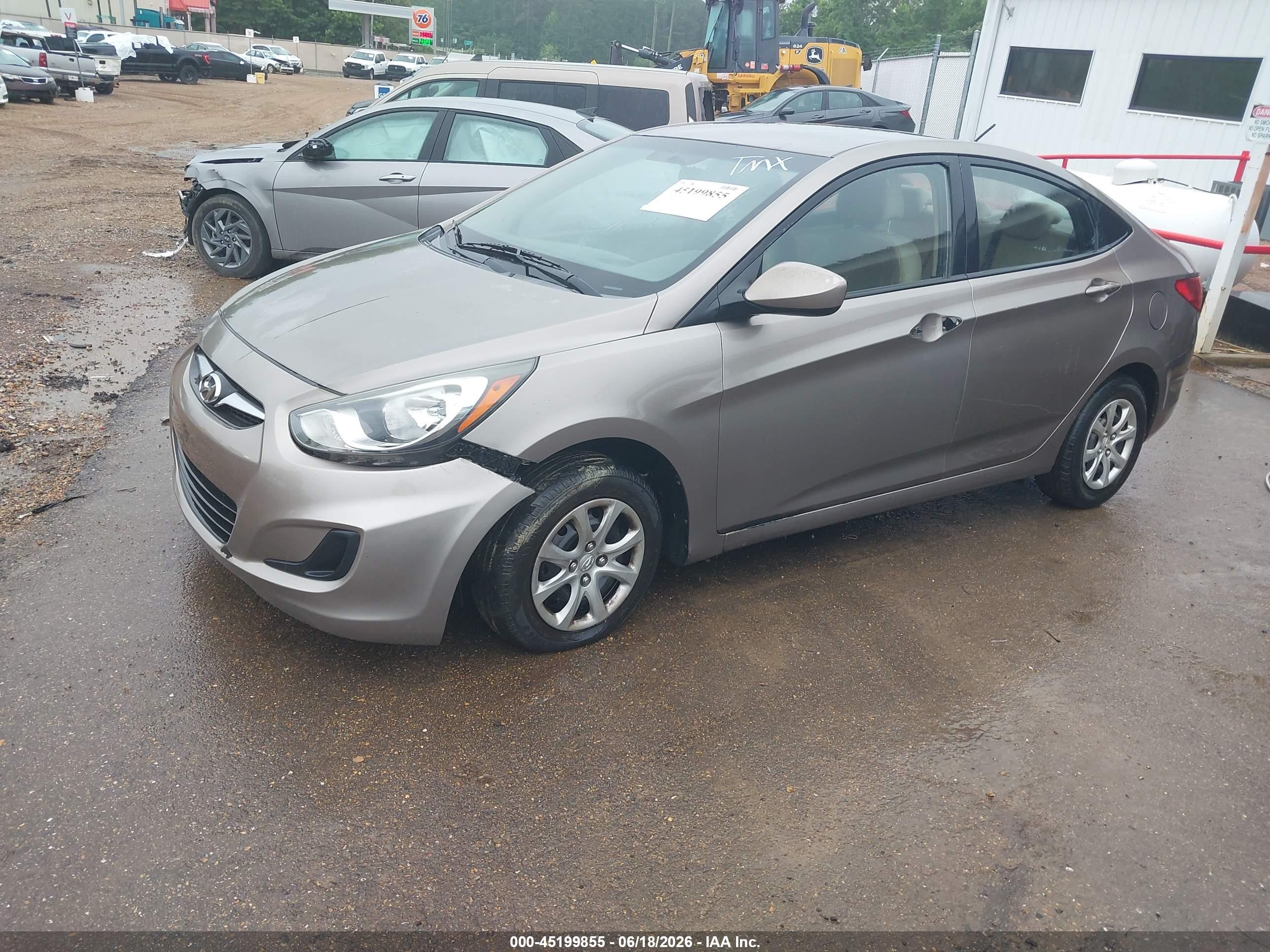 2013 Hyundai Accent Gls Brown vin: KMHCT4AE2DU521057