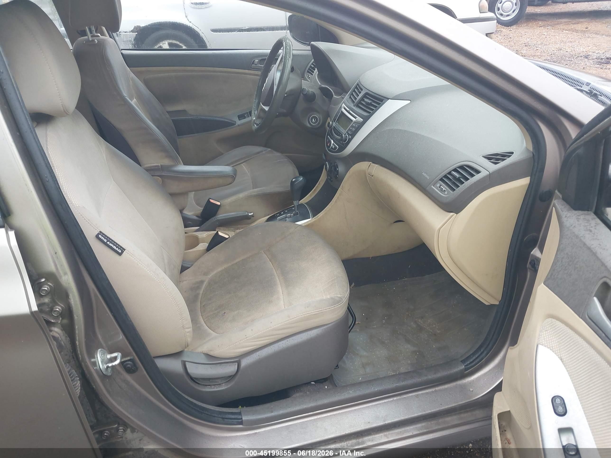2013 Hyundai Accent Gls Brown vin: KMHCT4AE2DU521057
