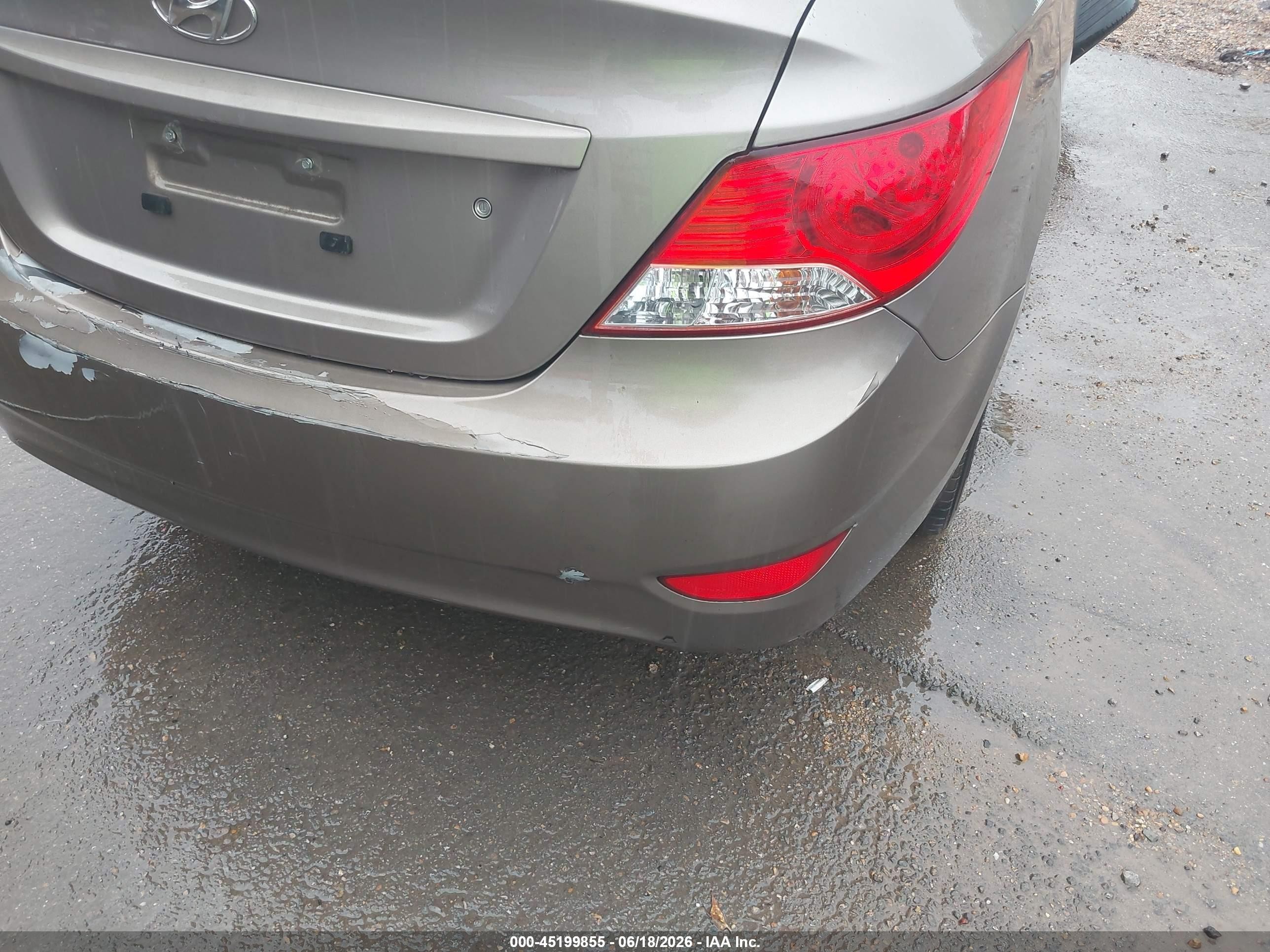 2013 Hyundai Accent Gls Brown vin: KMHCT4AE2DU521057