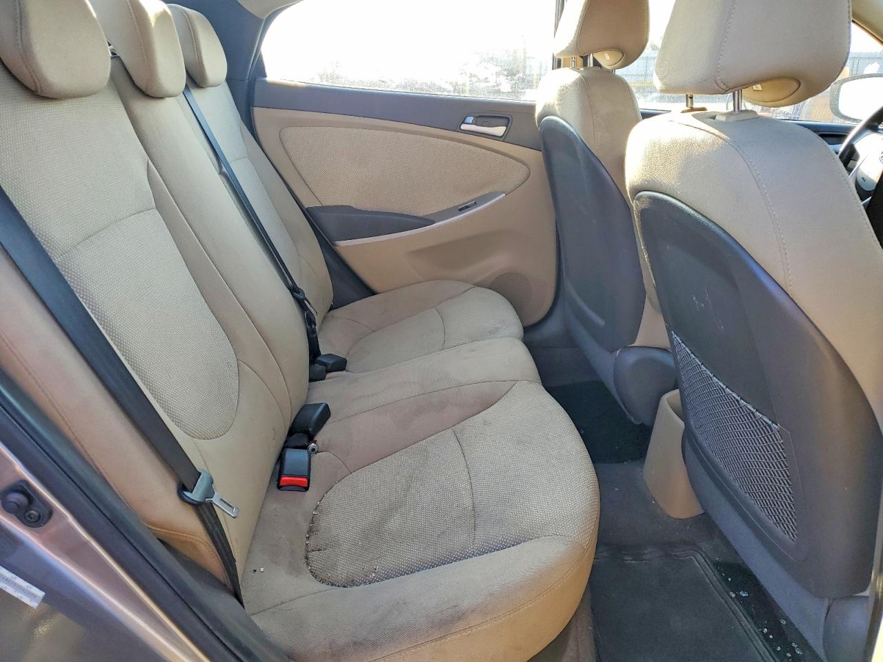 2013 Hyundai Accent Gls Beige vin: KMHCT4AE2DU542099
