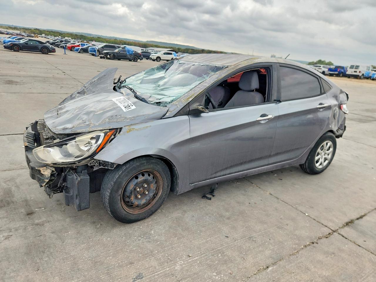 2013 Hyundai Accent Gls Gray vin: KMHCT4AE2DU555015