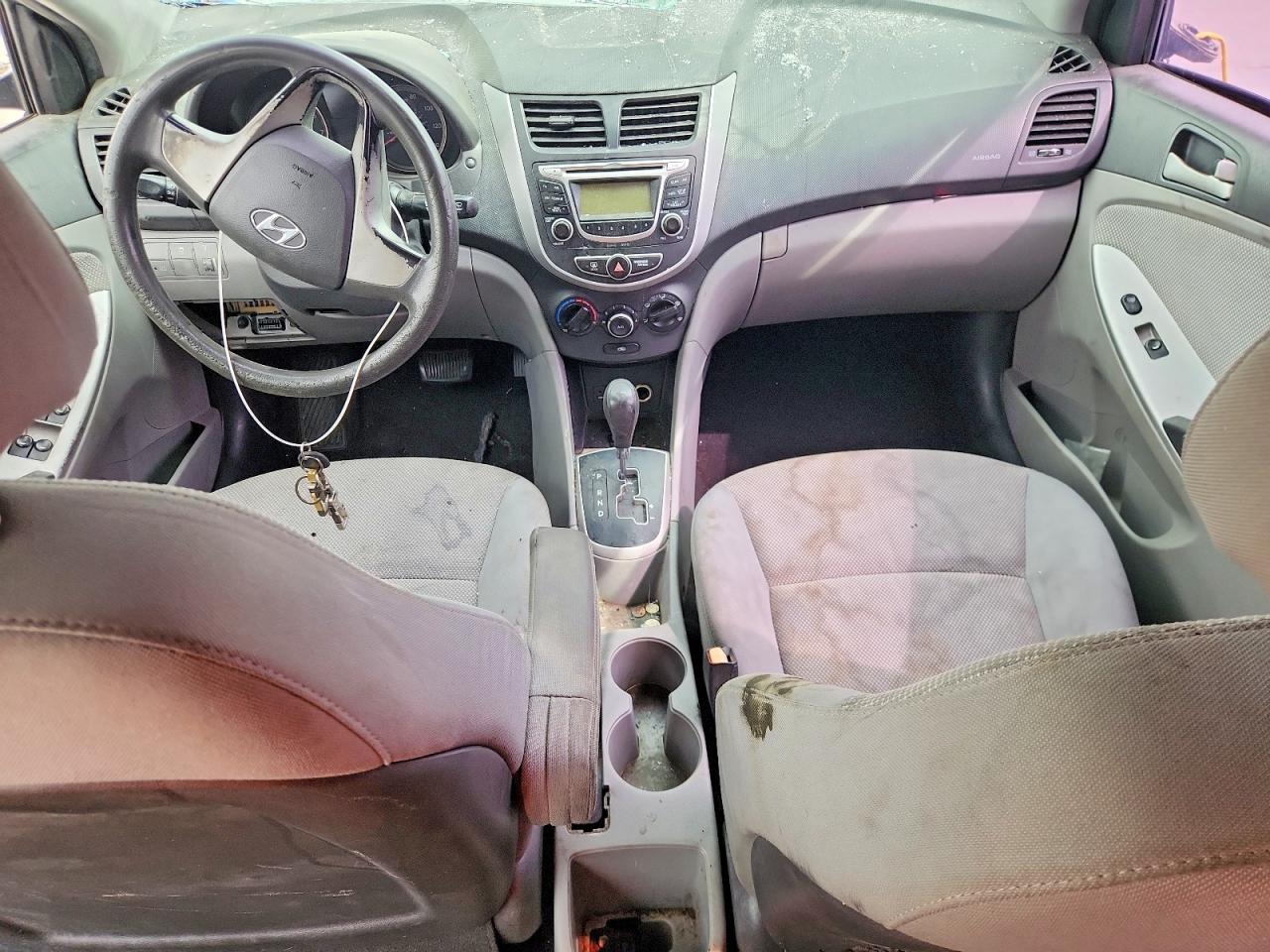 2013 Hyundai Accent Gls Gray vin: KMHCT4AE2DU555015