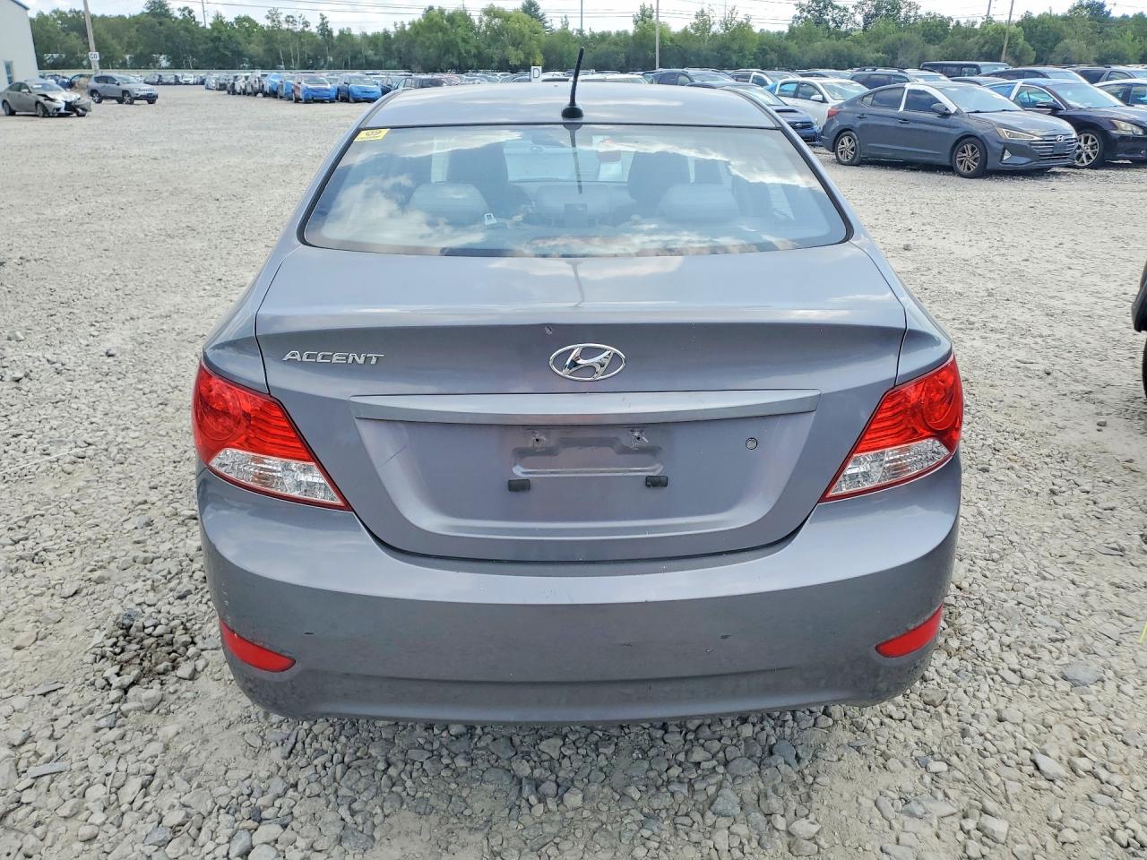 2013 Hyundai Accent Gls Gray vin: KMHCT4AE2DU563261