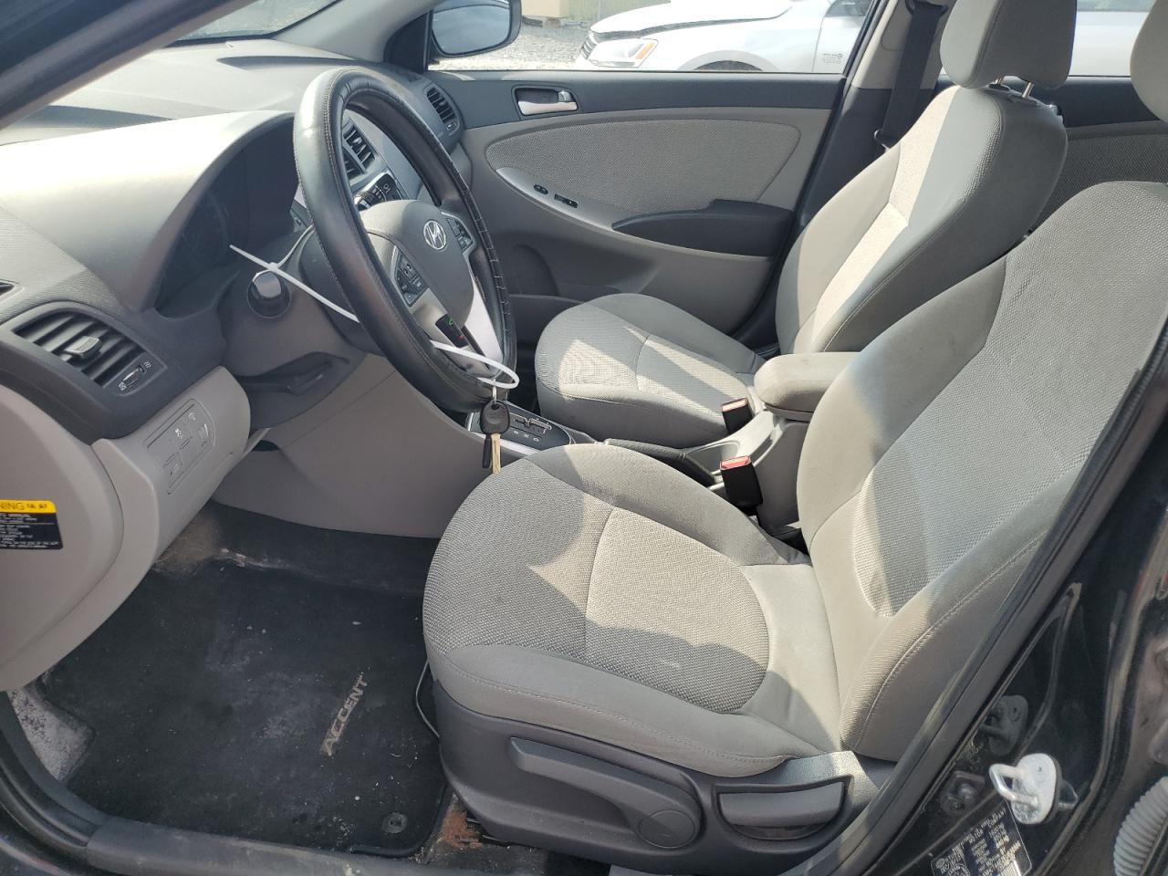 2014 Hyundai Accent Gls Black vin: KMHCT4AE2EU628966