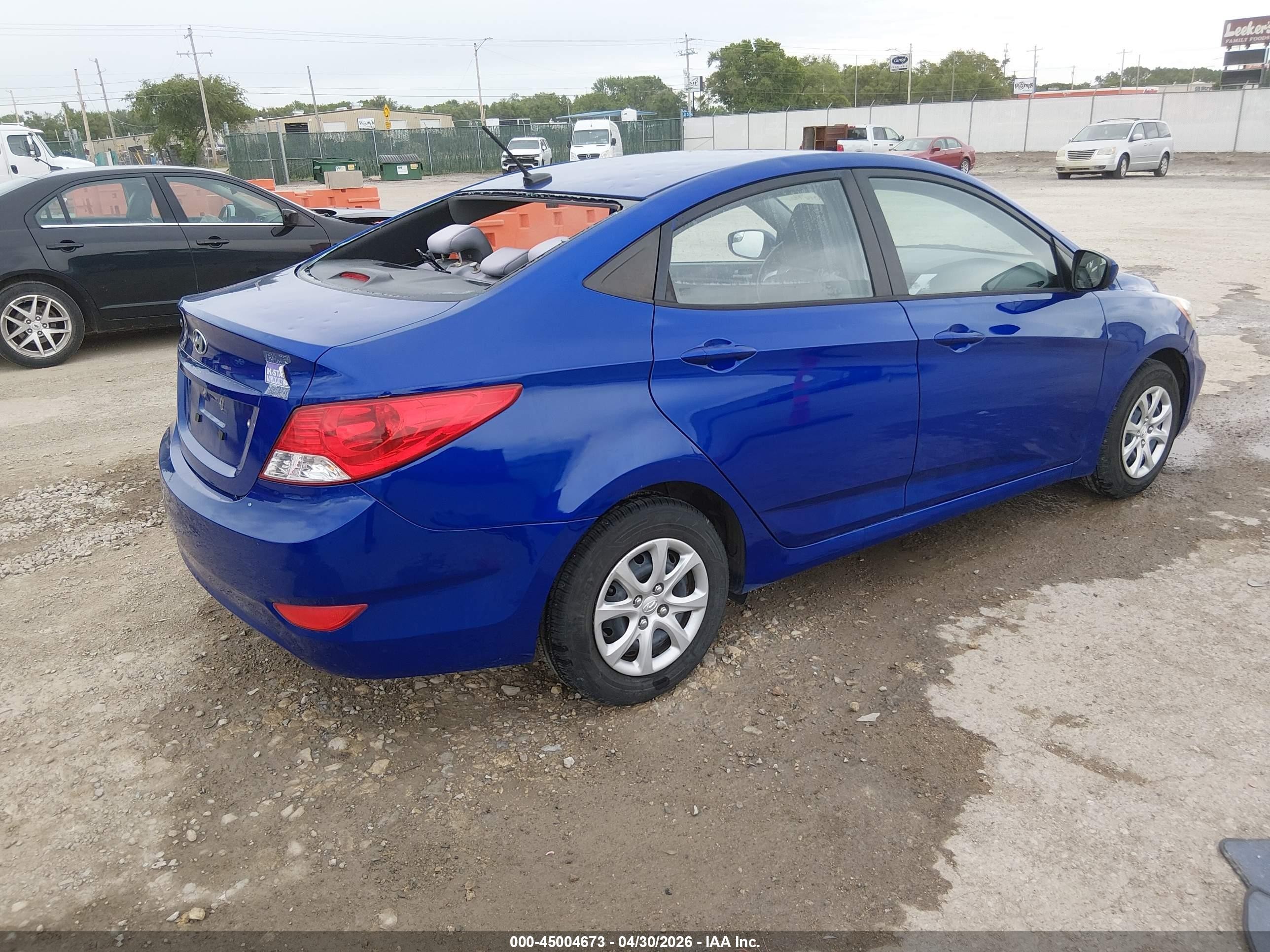 2014 Hyundai Accent Gls Blue vin: KMHCT4AE2EU665953