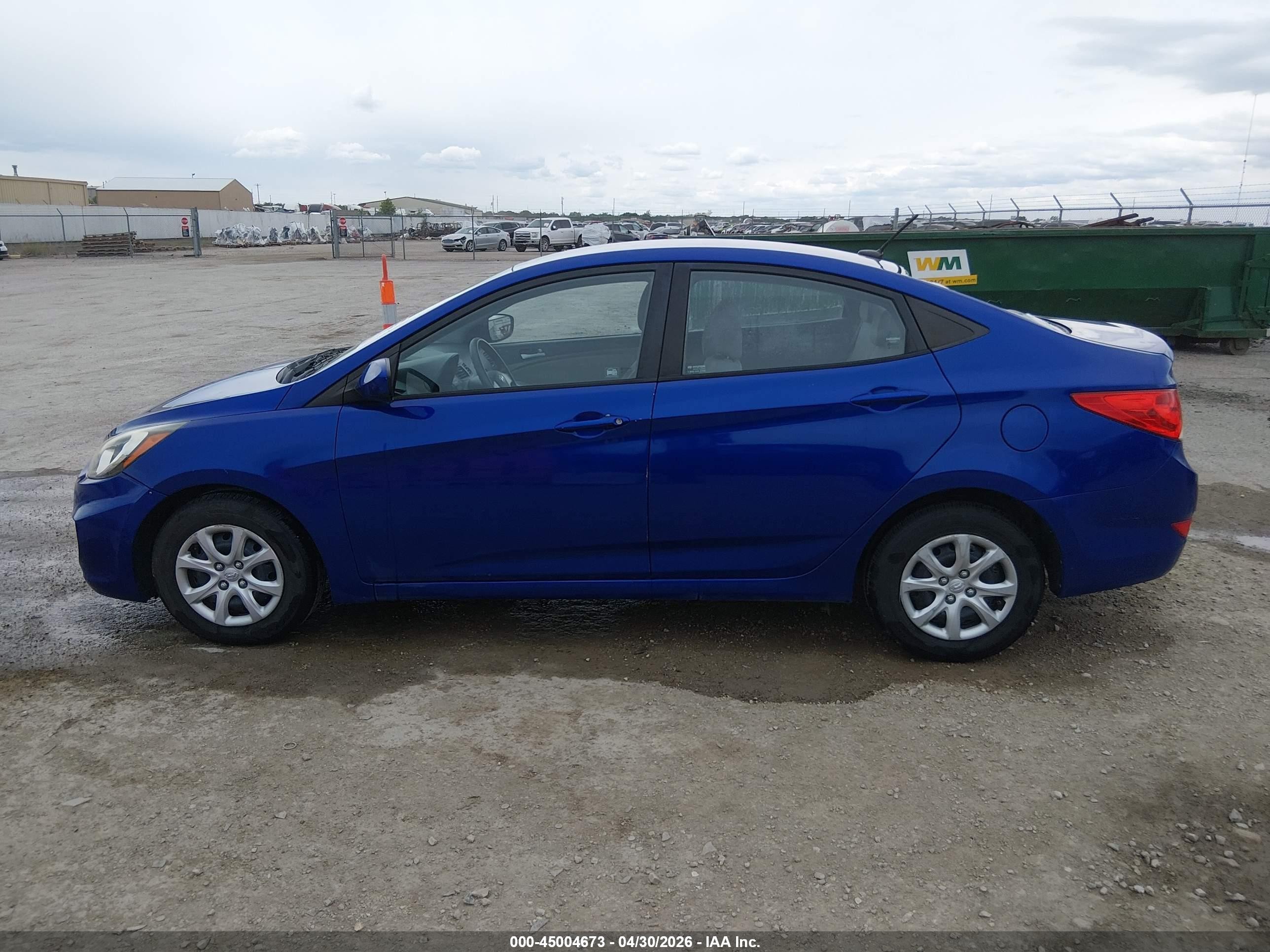 2014 Hyundai Accent Gls Blue vin: KMHCT4AE2EU665953