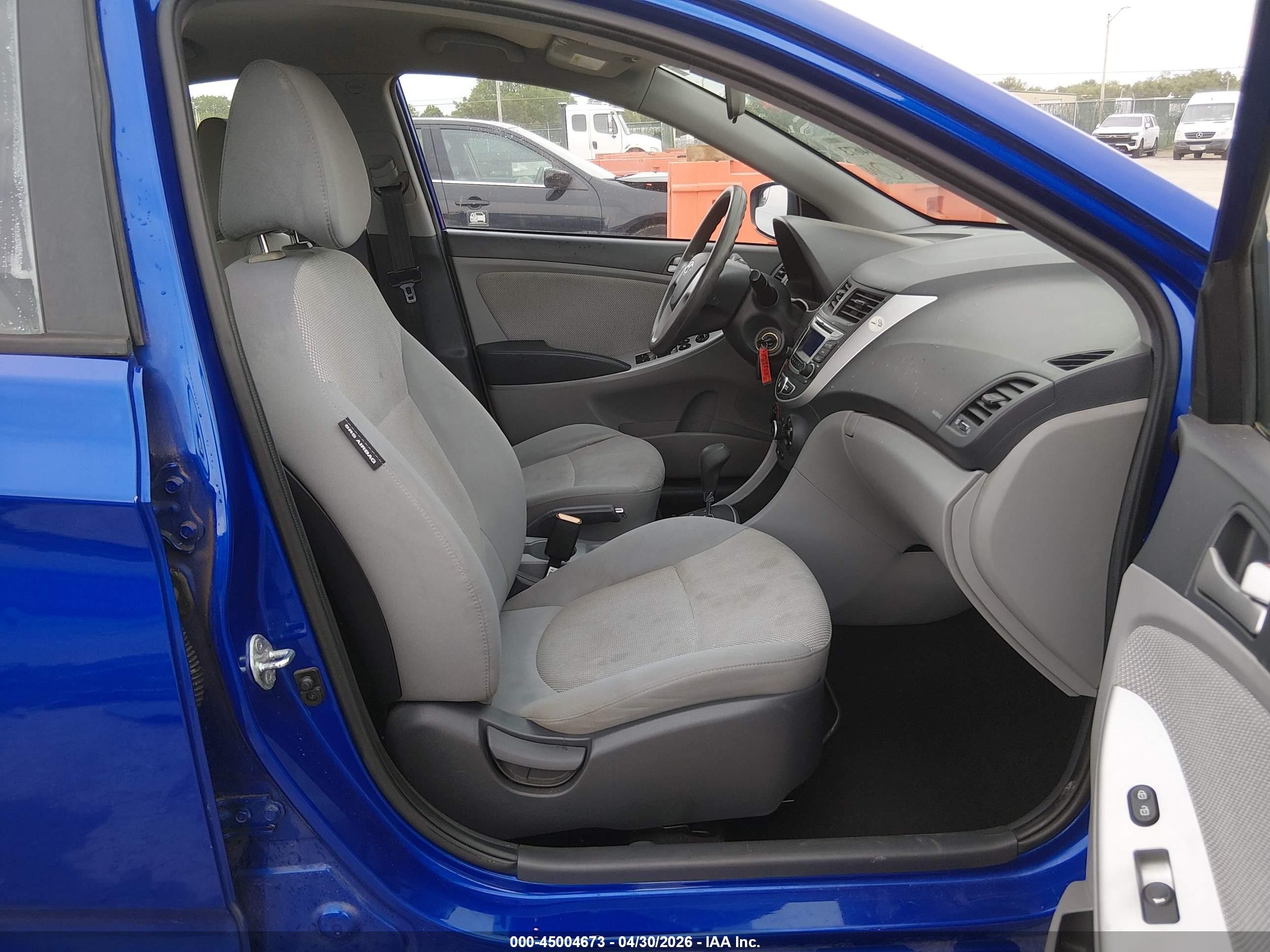 2014 Hyundai Accent Gls Blue vin: KMHCT4AE2EU665953