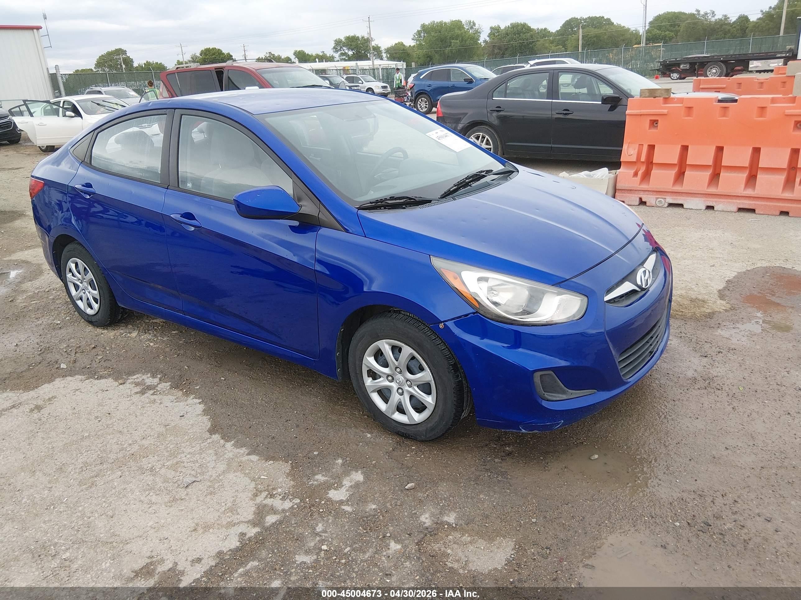 2014 Hyundai Accent Gls Blue vin: KMHCT4AE2EU665953