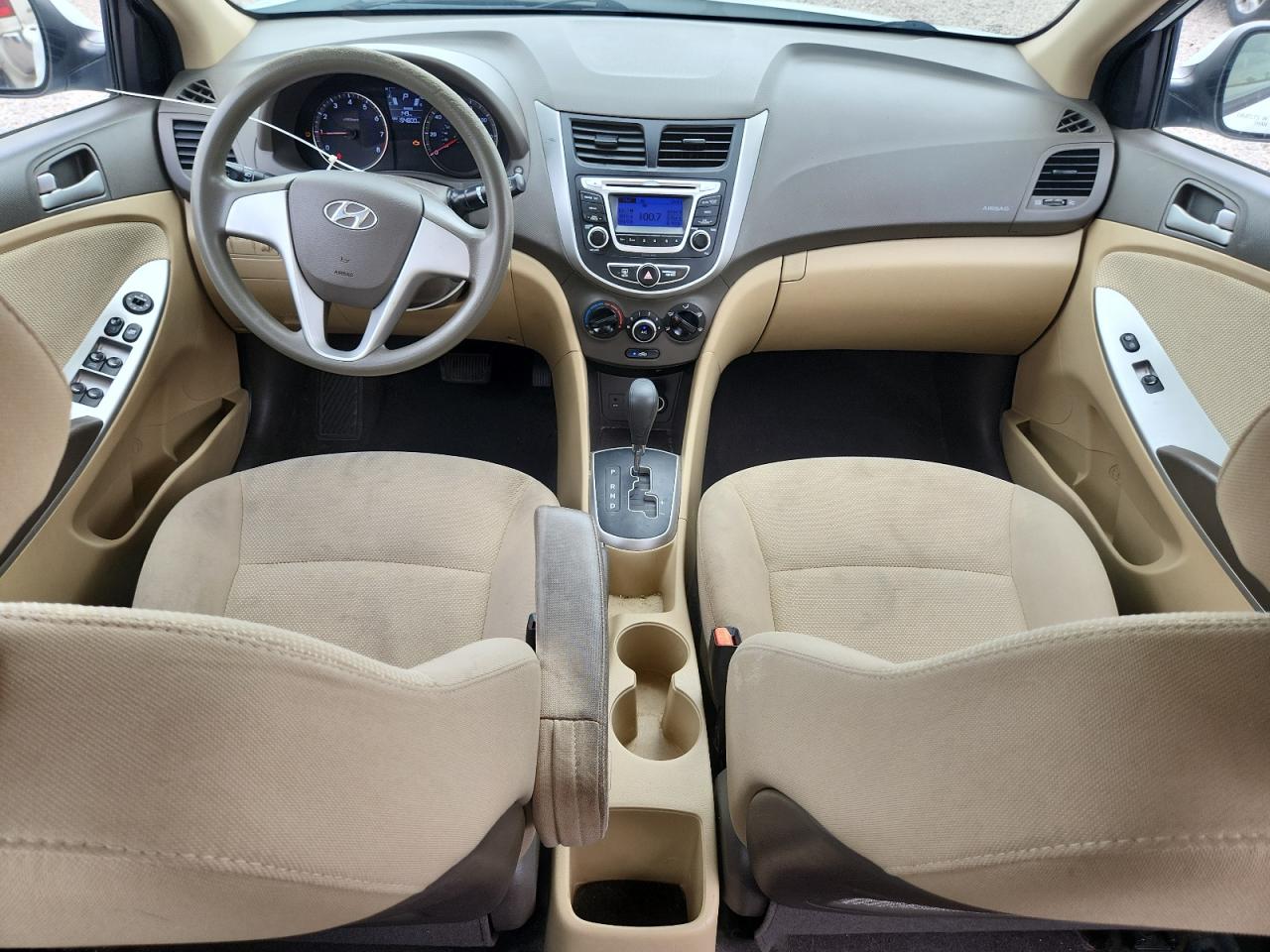 2014 Hyundai Accent Gls White vin: KMHCT4AE2EU672059